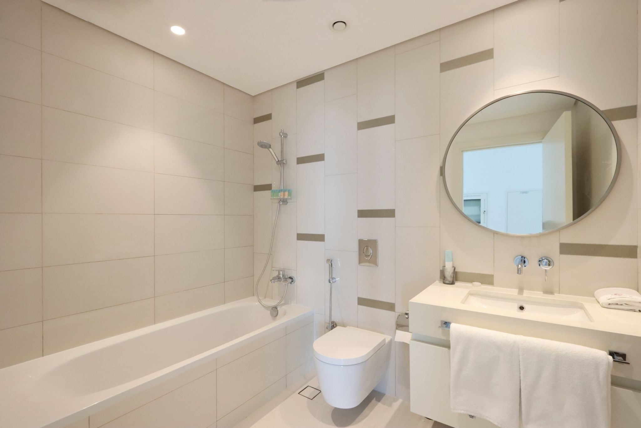 Full Panoramic Sea View and Beach Access — photo 12