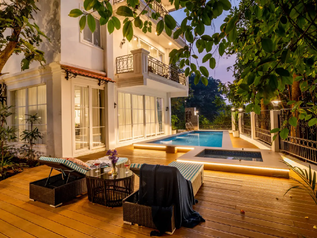 Suntuarios Casa Ivy | 4-BHK | Pvt Pool | Jacuzzi | Gazebo | Lift