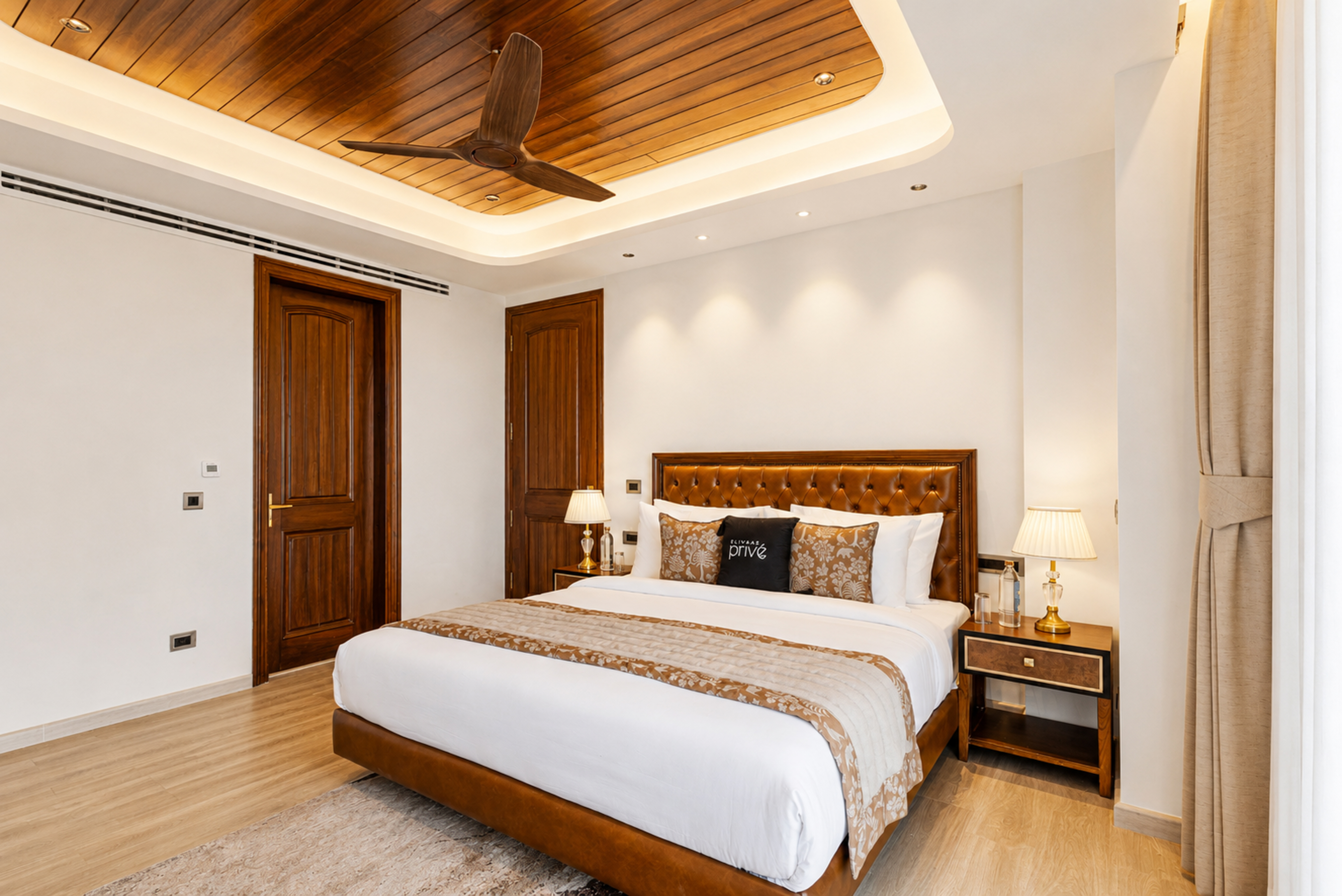Bedroom 2 – Summit Suite