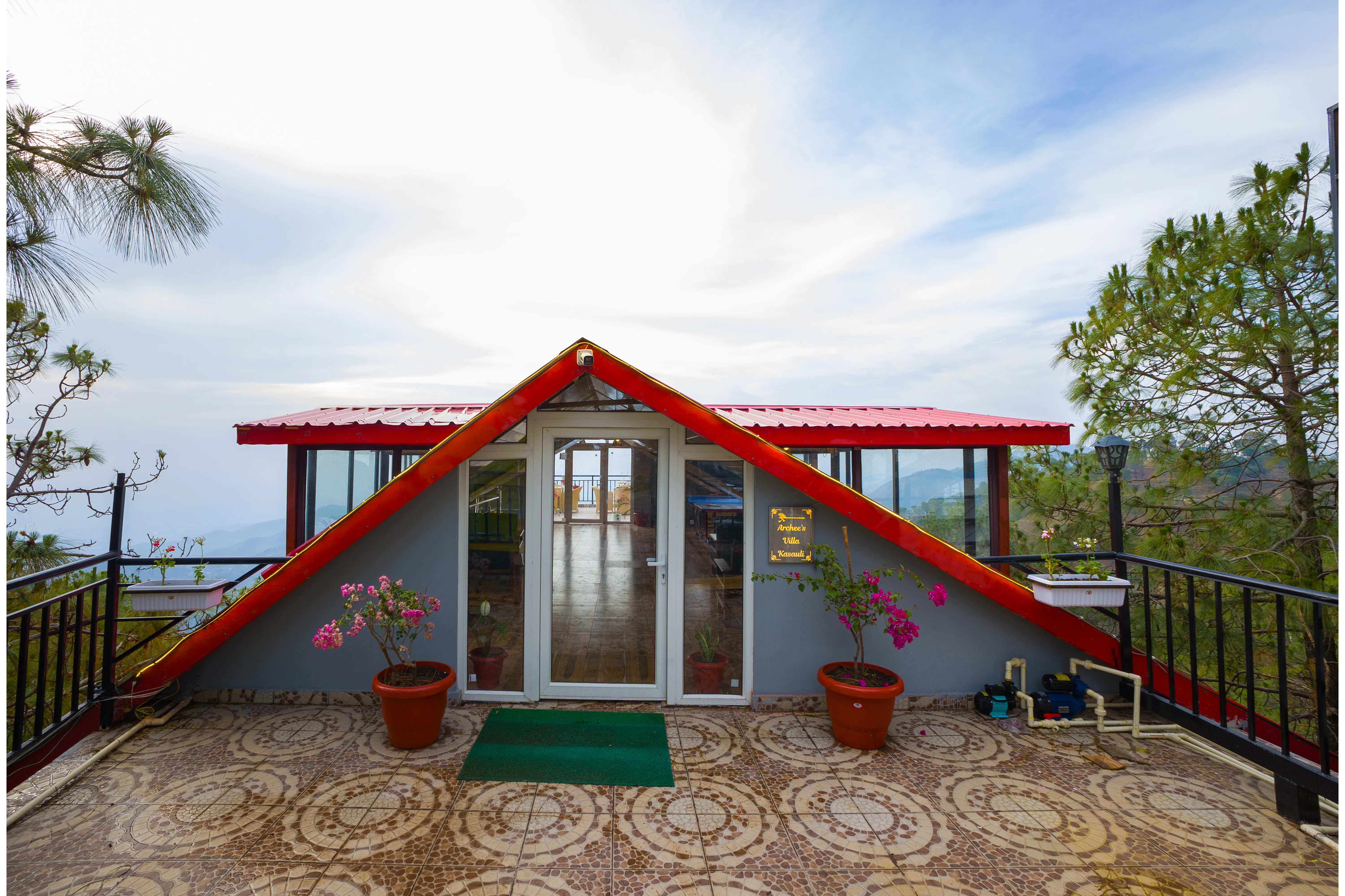 Archee’s Villa, Kasauli, Facade