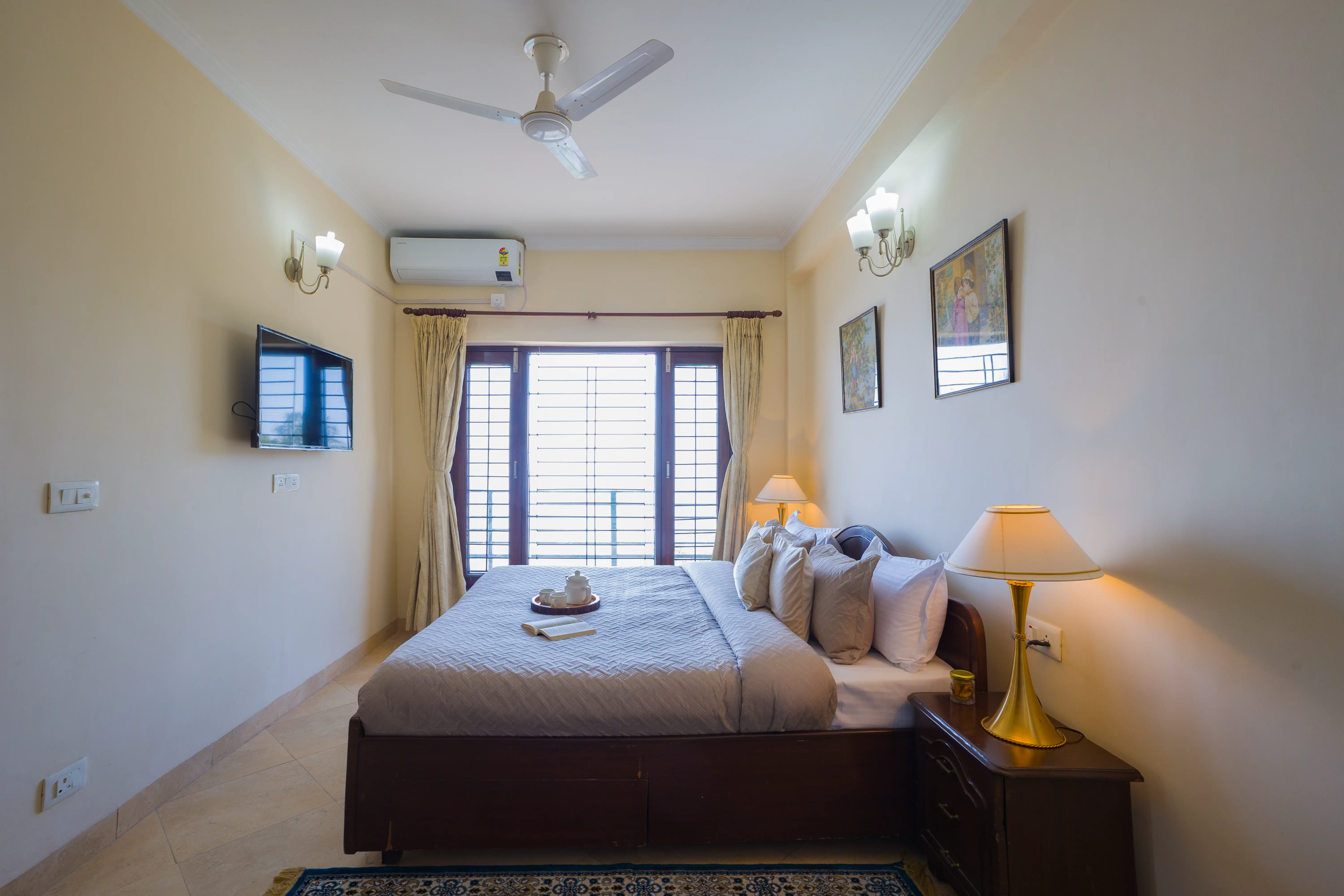 Pine View Cottage | Pet-friendly 3-BHK Himalayan Retreat with Scenic Sit-Out Areas