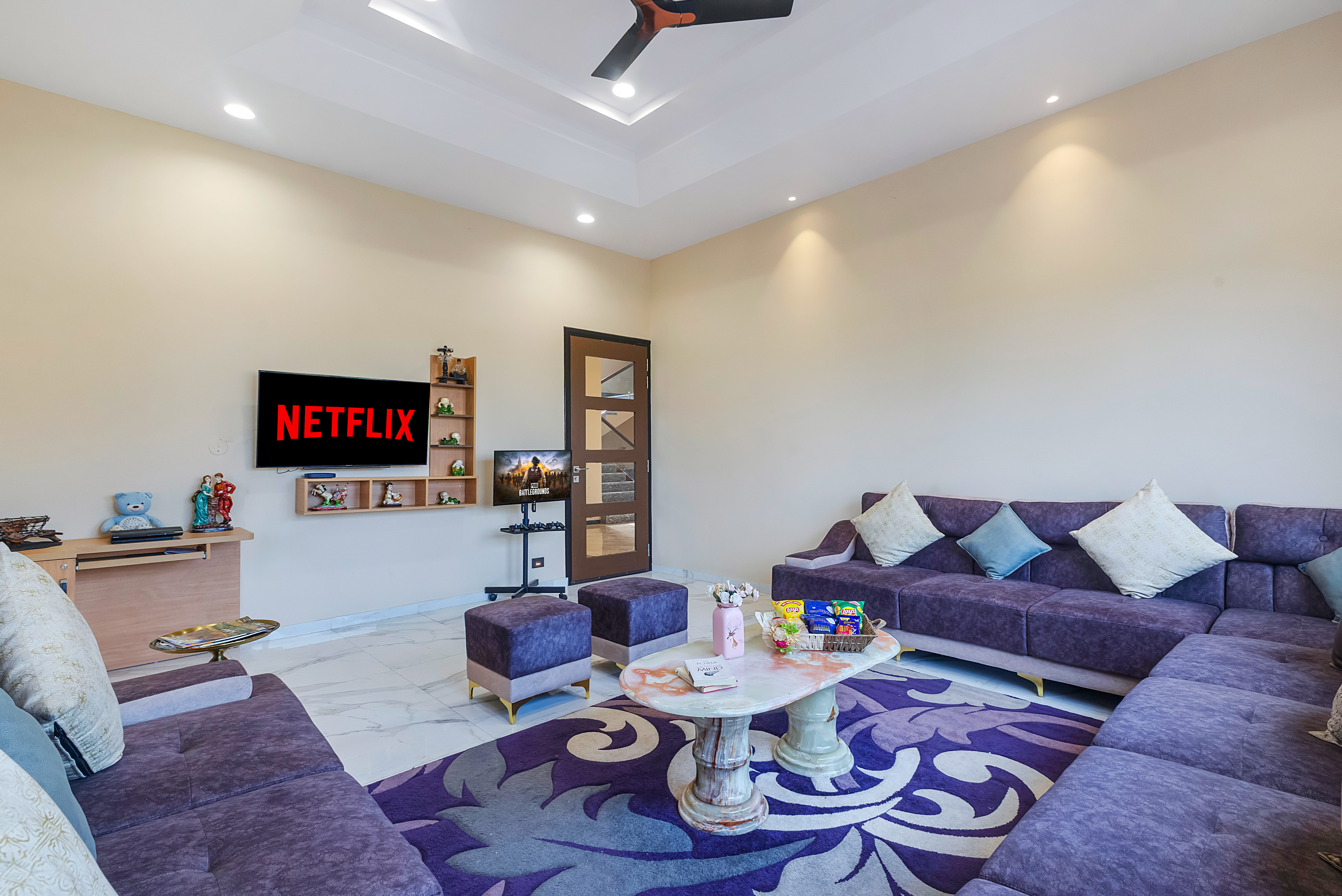 Lounge area