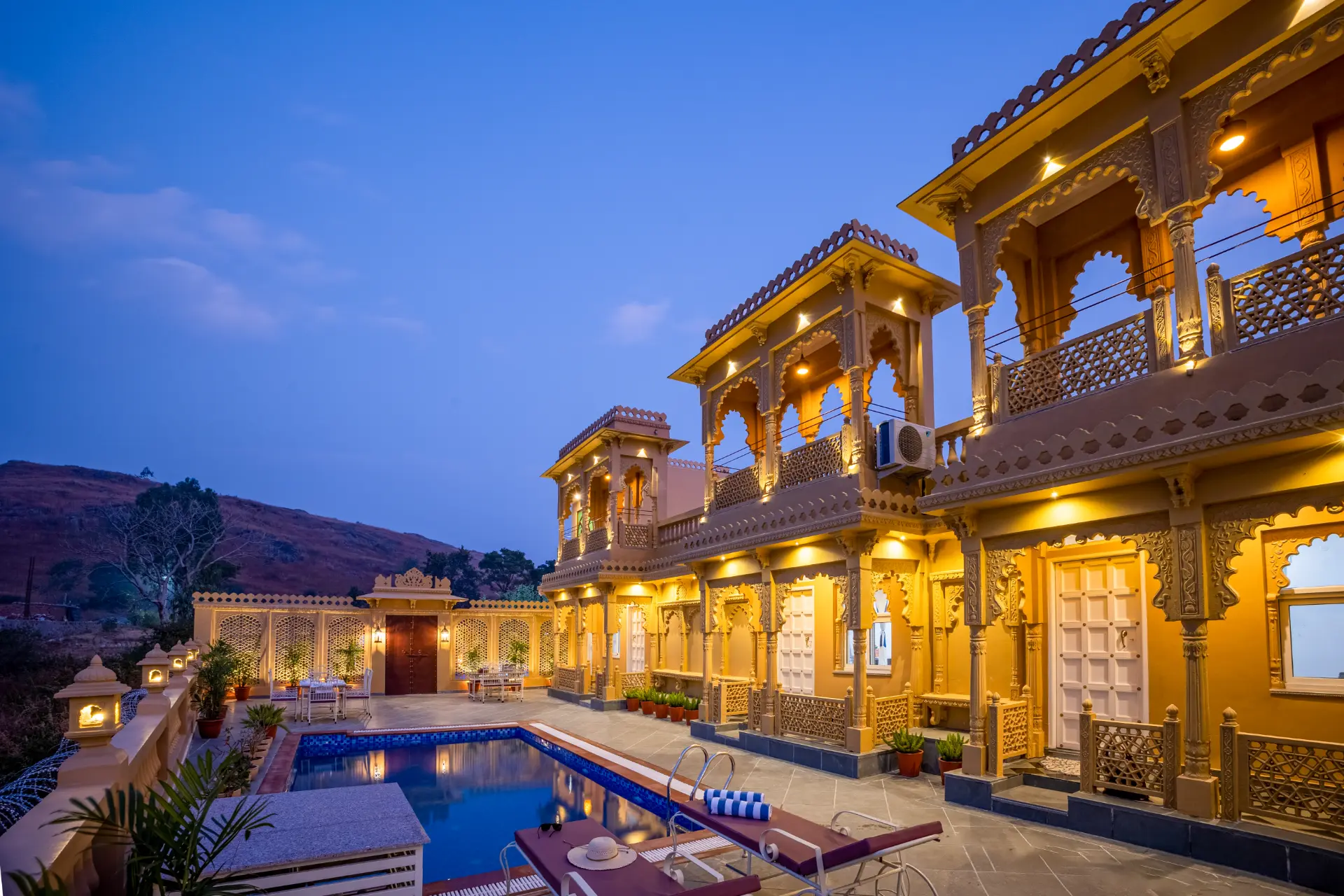 Luxury Villas for Rent in Udaipur | Private Pool Villas in Udaipur - ELIVAAS