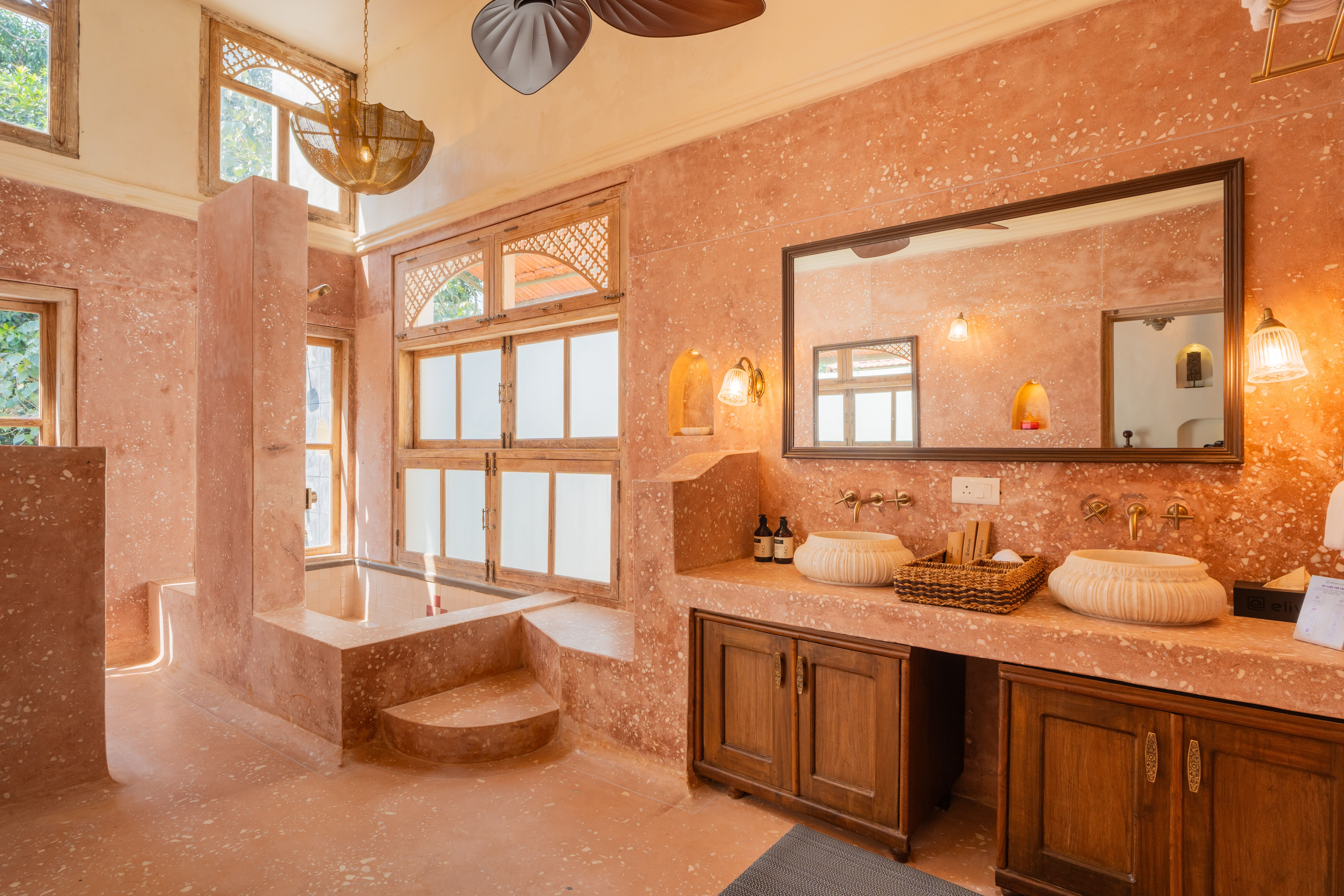 Amayah Tattva, North Goa, Bathroom