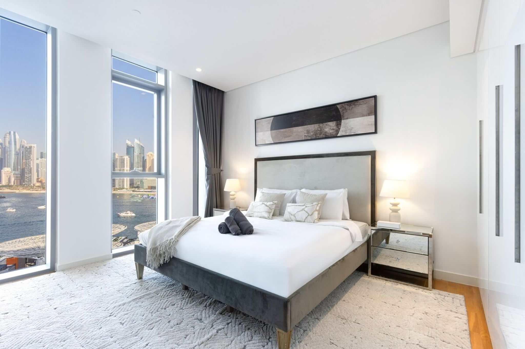 Luxury 2BR with Sea, Ain Dubai & Skyline Views — photo 8