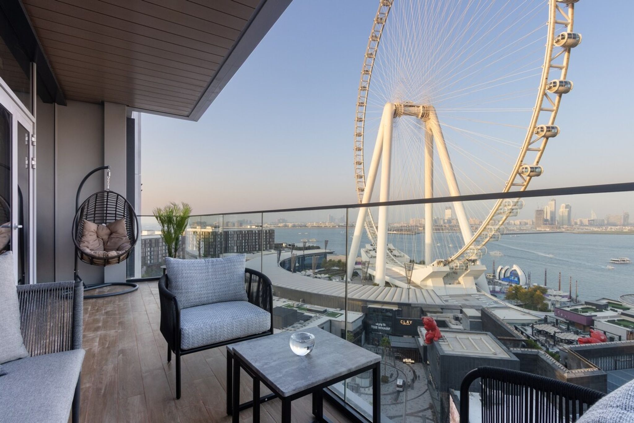 Luxury 2BR with Sea, Ain Dubai & Skyline Views — photo 12