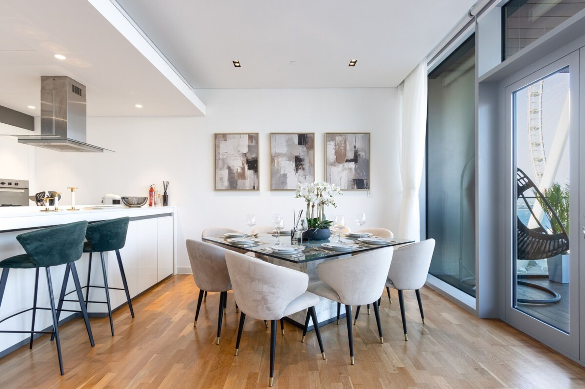 Luxury 2BR with Sea, Ain Dubai & Skyline Views — photo 18