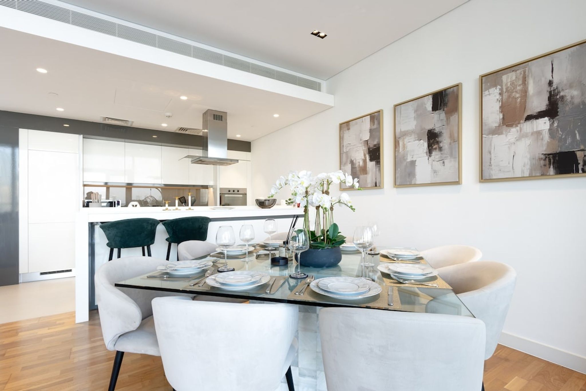Luxury 2BR with Sea, Ain Dubai & Skyline Views — photo 16