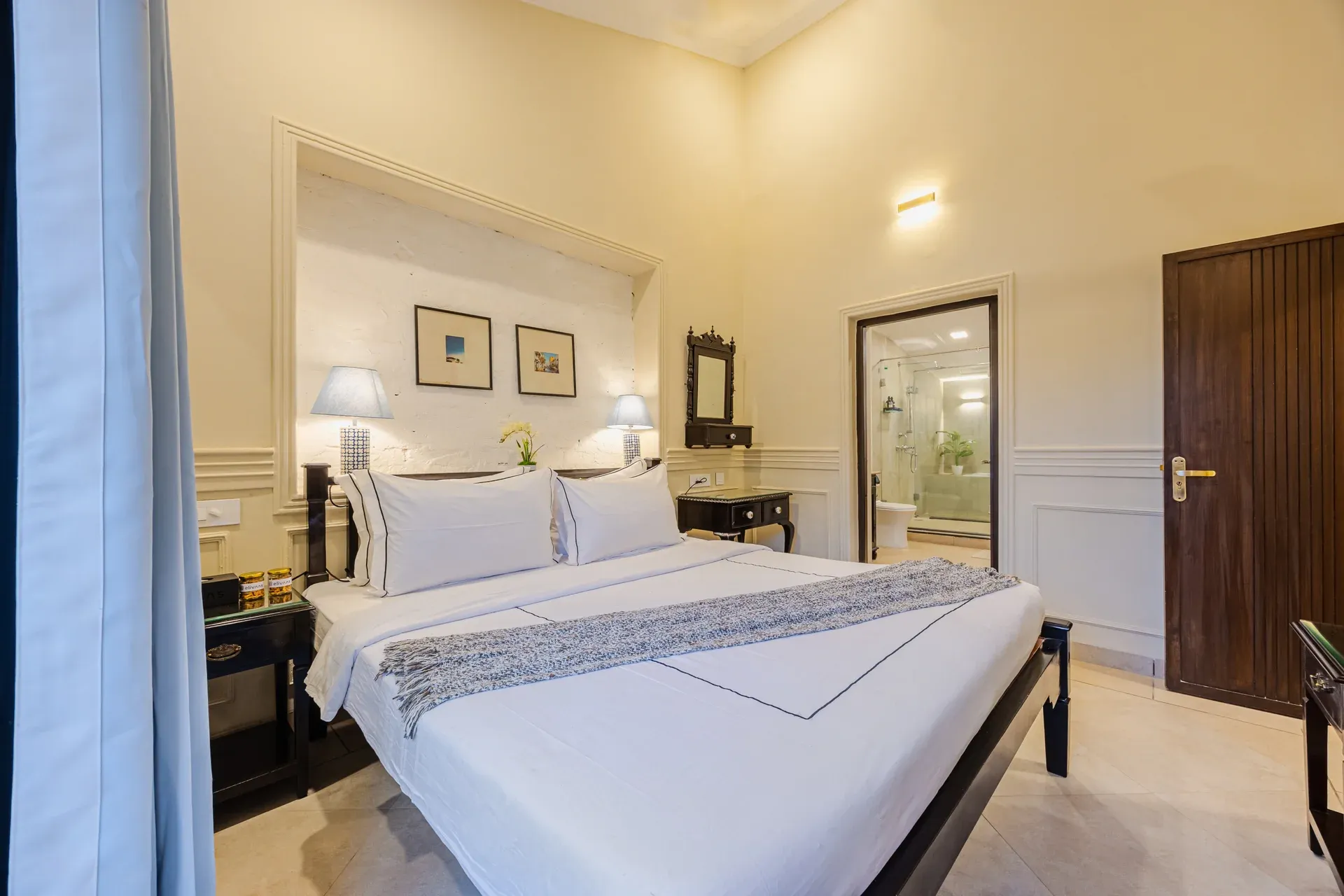 Casa Boa Vida | Luxe 4-BHK Villa Near Candolim Beach With Private Pool, Terrace & Bar