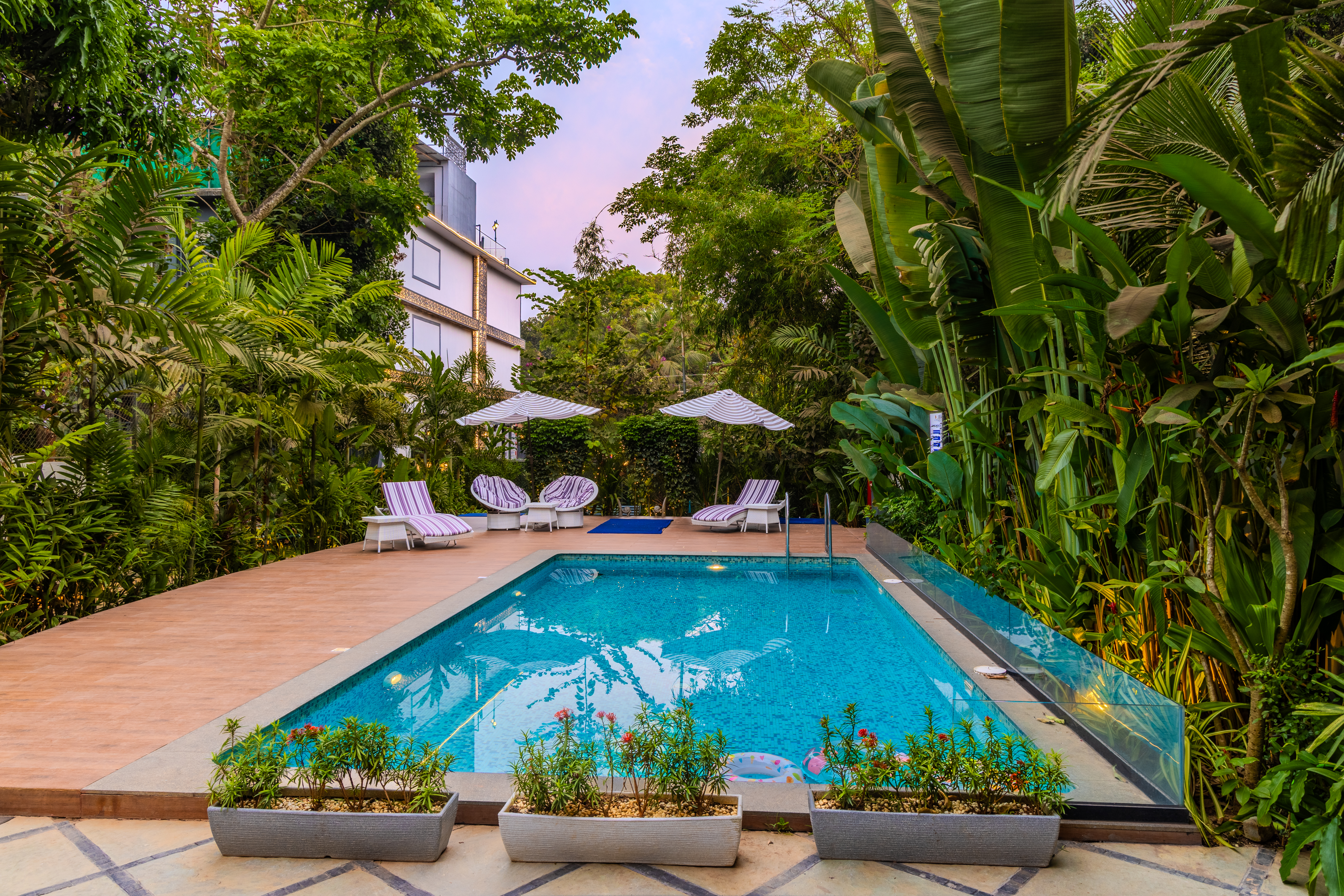 Common Swimming Pool