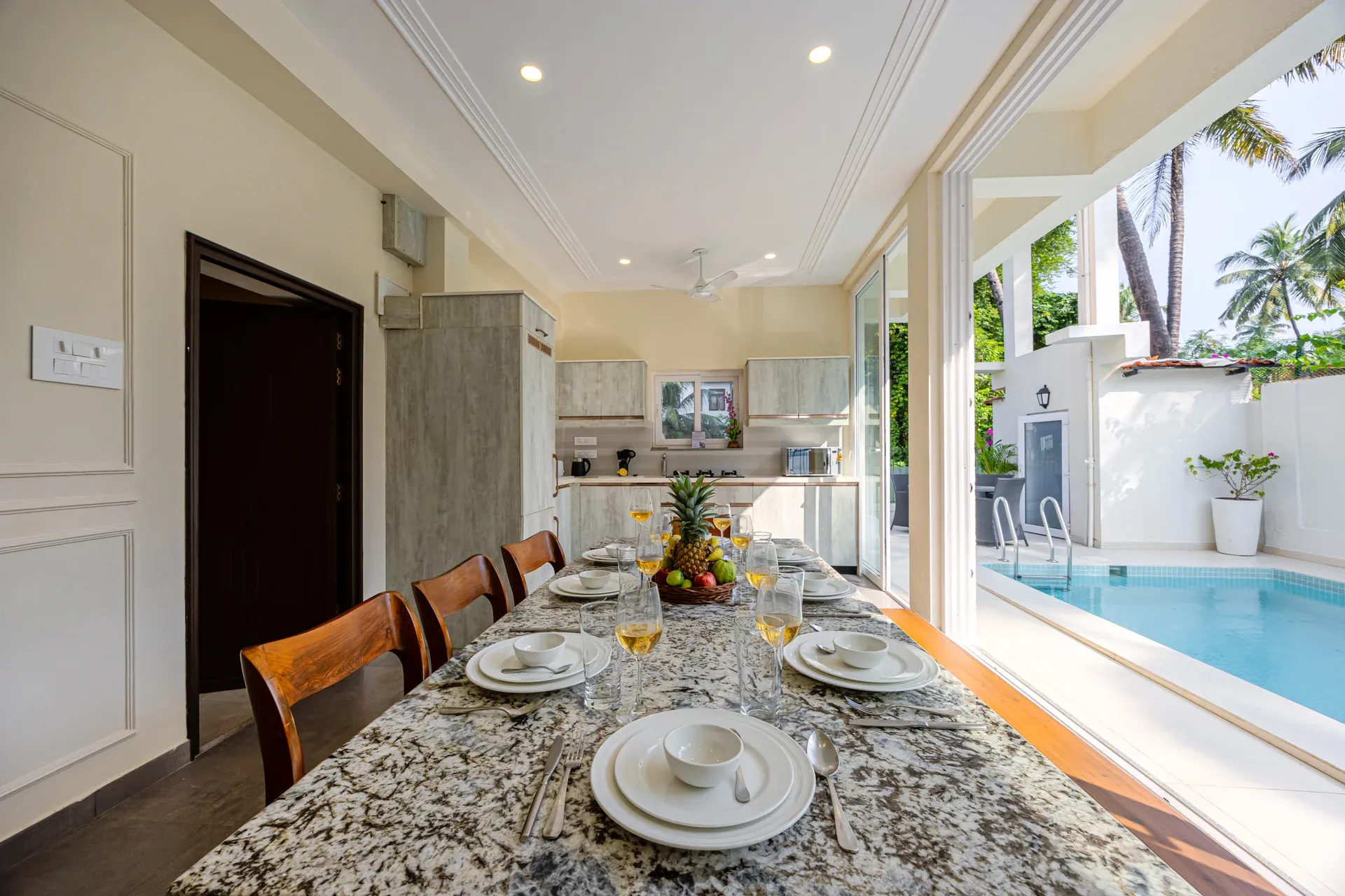 Casa Boa Vida | Luxe 4-BHK Villa Near Candolim Beach With Private Pool, Terrace & Bar