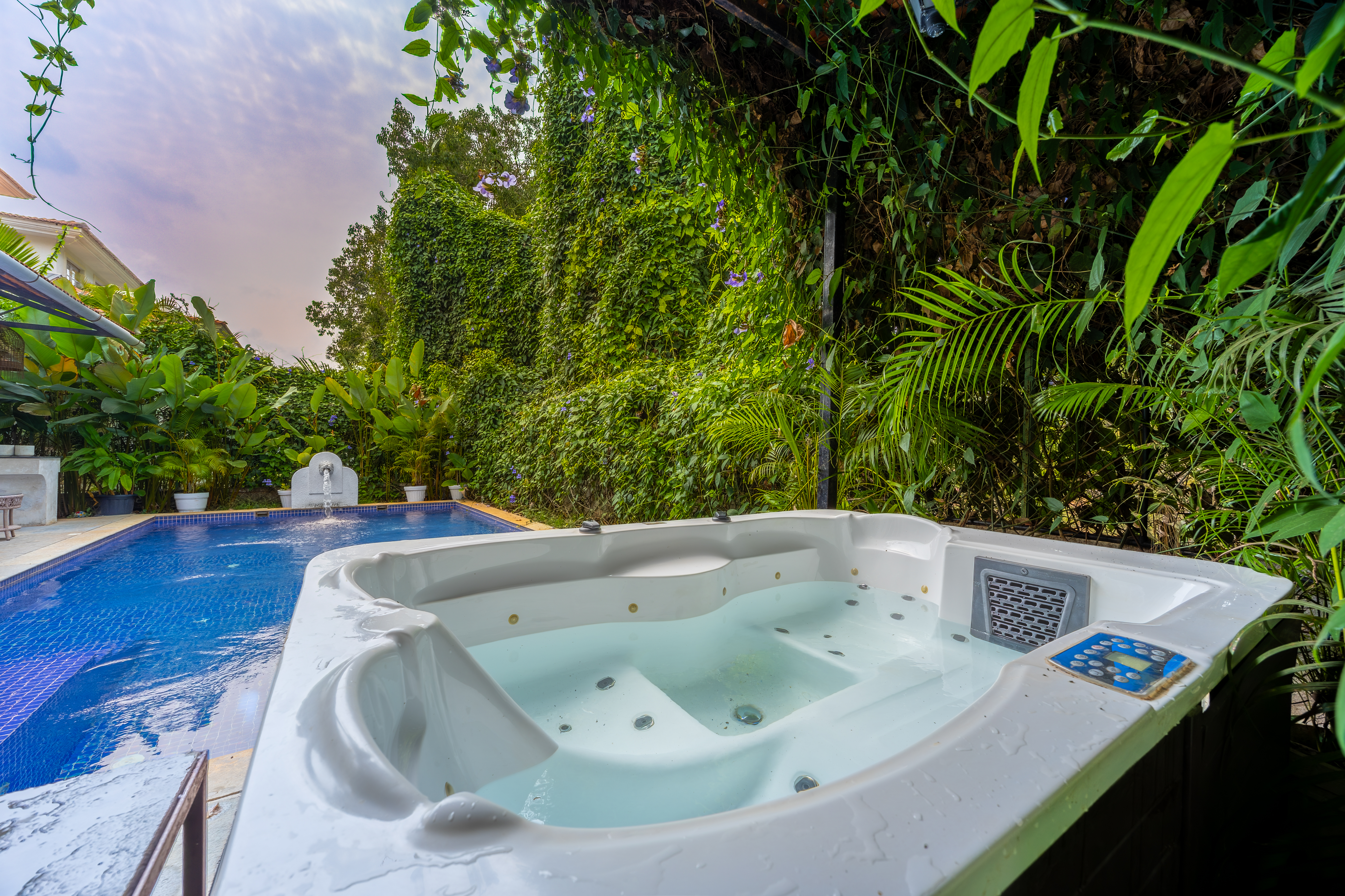 Jacuzzi
