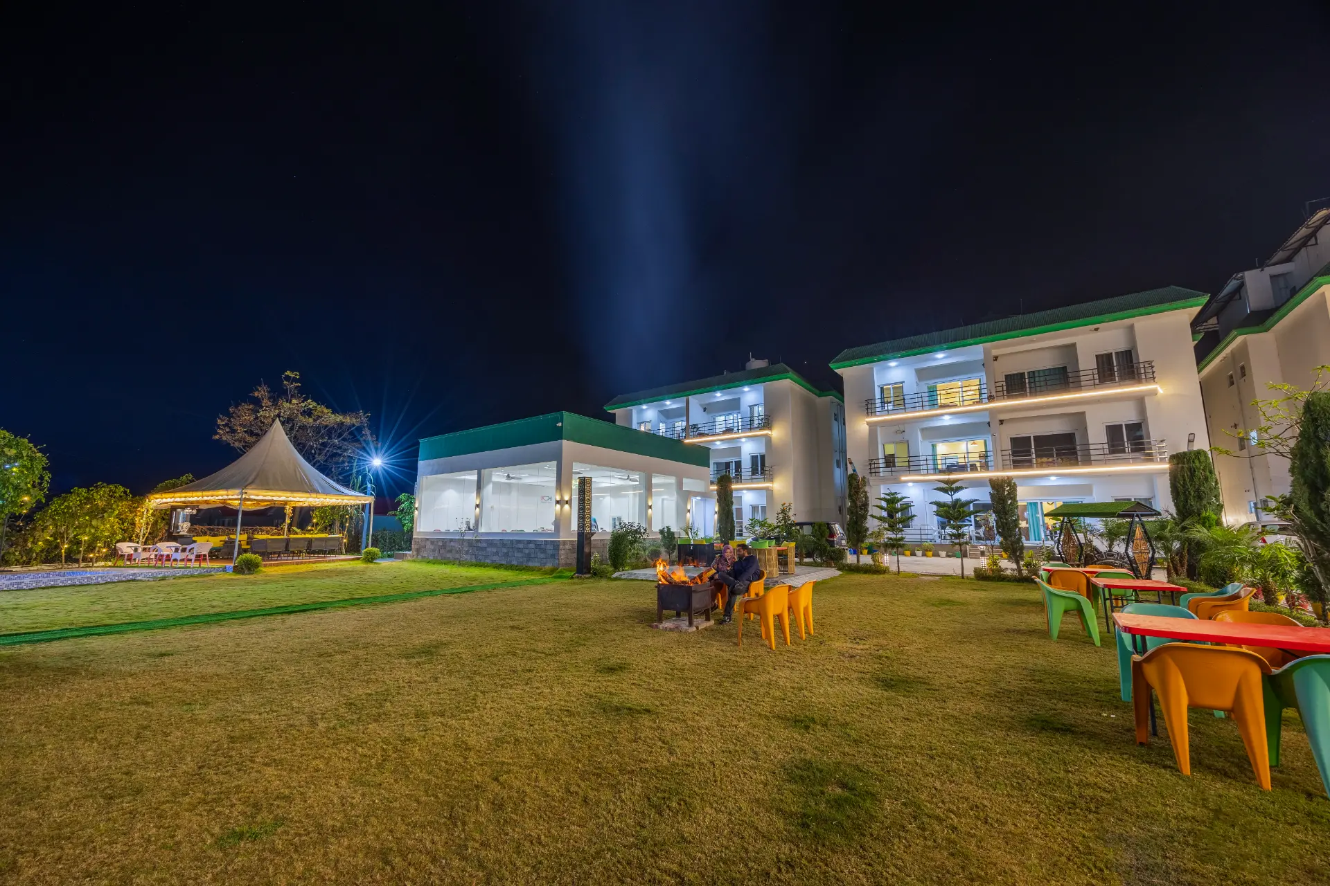 Kingdom Heartz |  Cosy Pet-friendly Studio Apartment With Balcony, Common Pool, Common Garden & Restaurant - Image 5