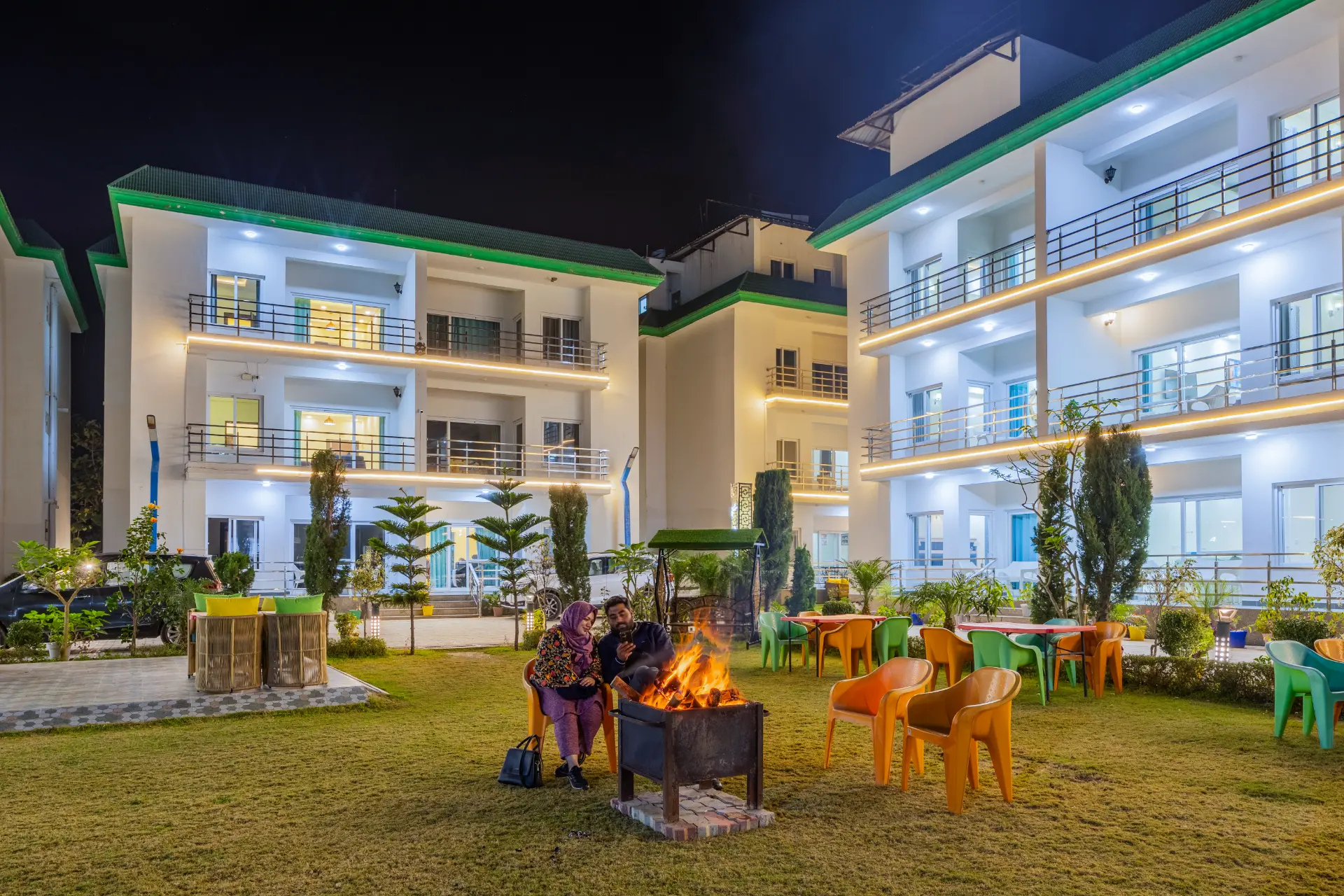 Kingdom Heartz |  Cosy Pet-friendly Studio Apartment With Balcony, Common Pool, Common Garden & Restaurant - Image 2