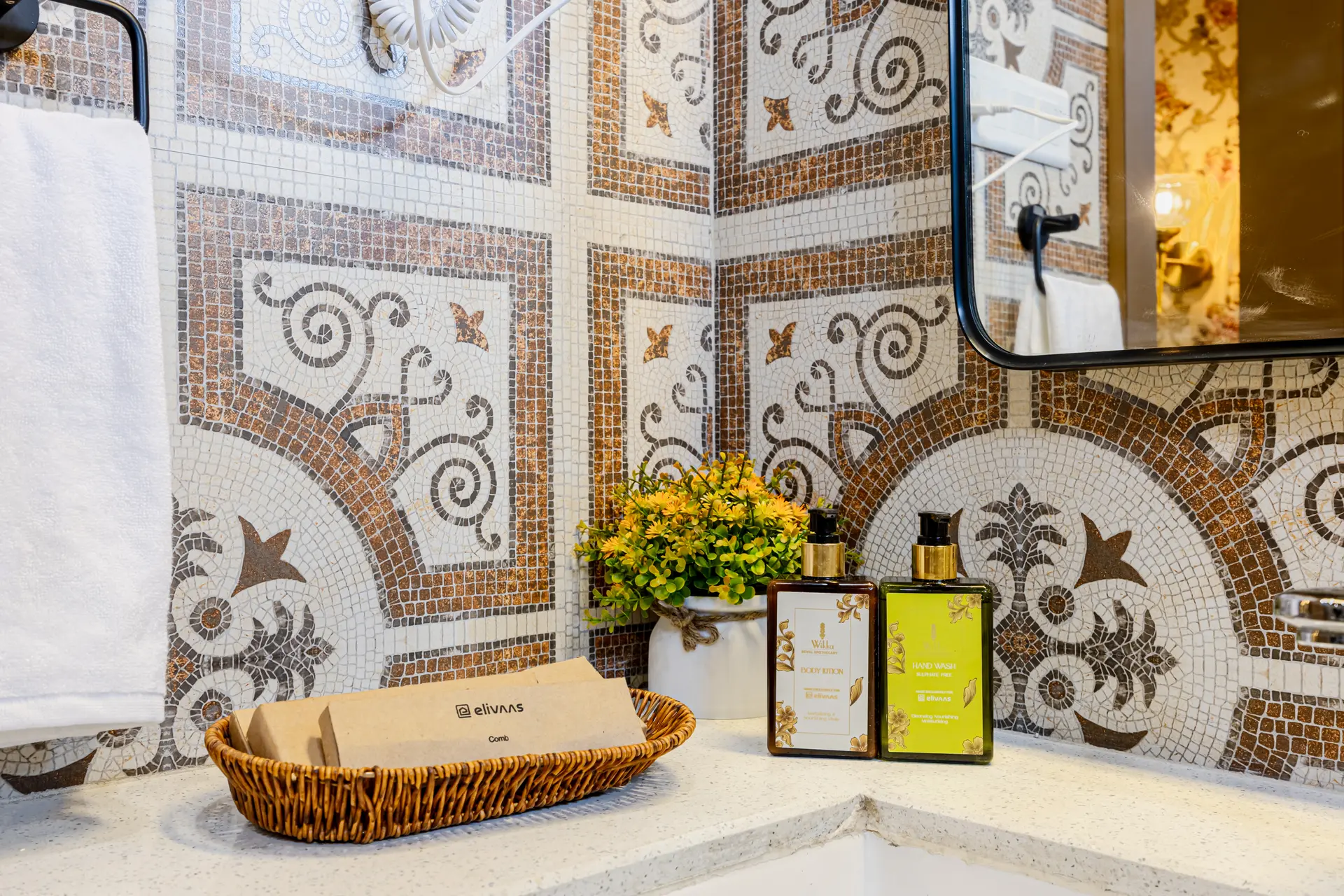 Heaven in Hills Mountara Villa, Udaipur - Bathroom