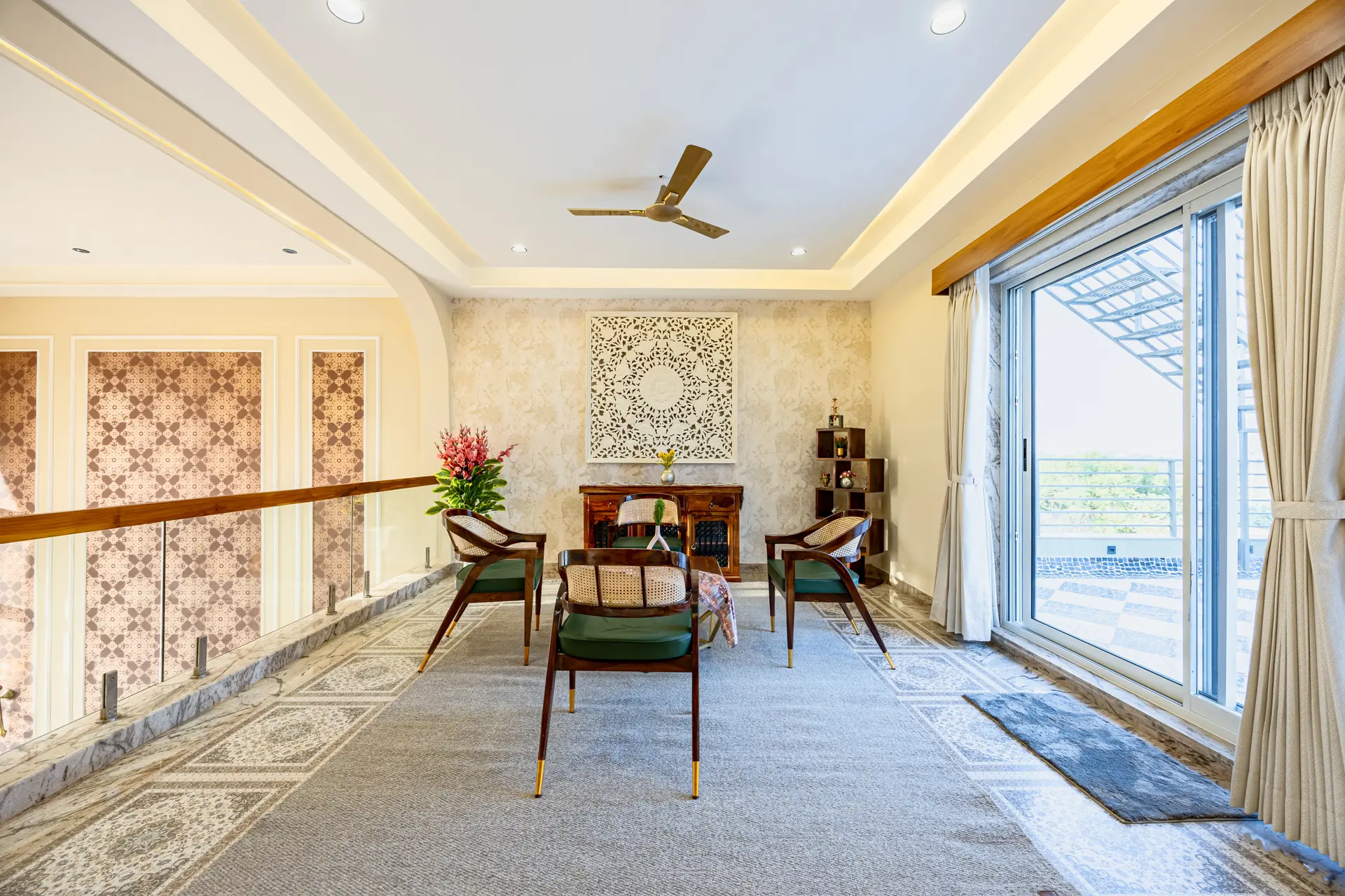 Heaven in Hills Mountara Villa, Udaipur - Living room 2