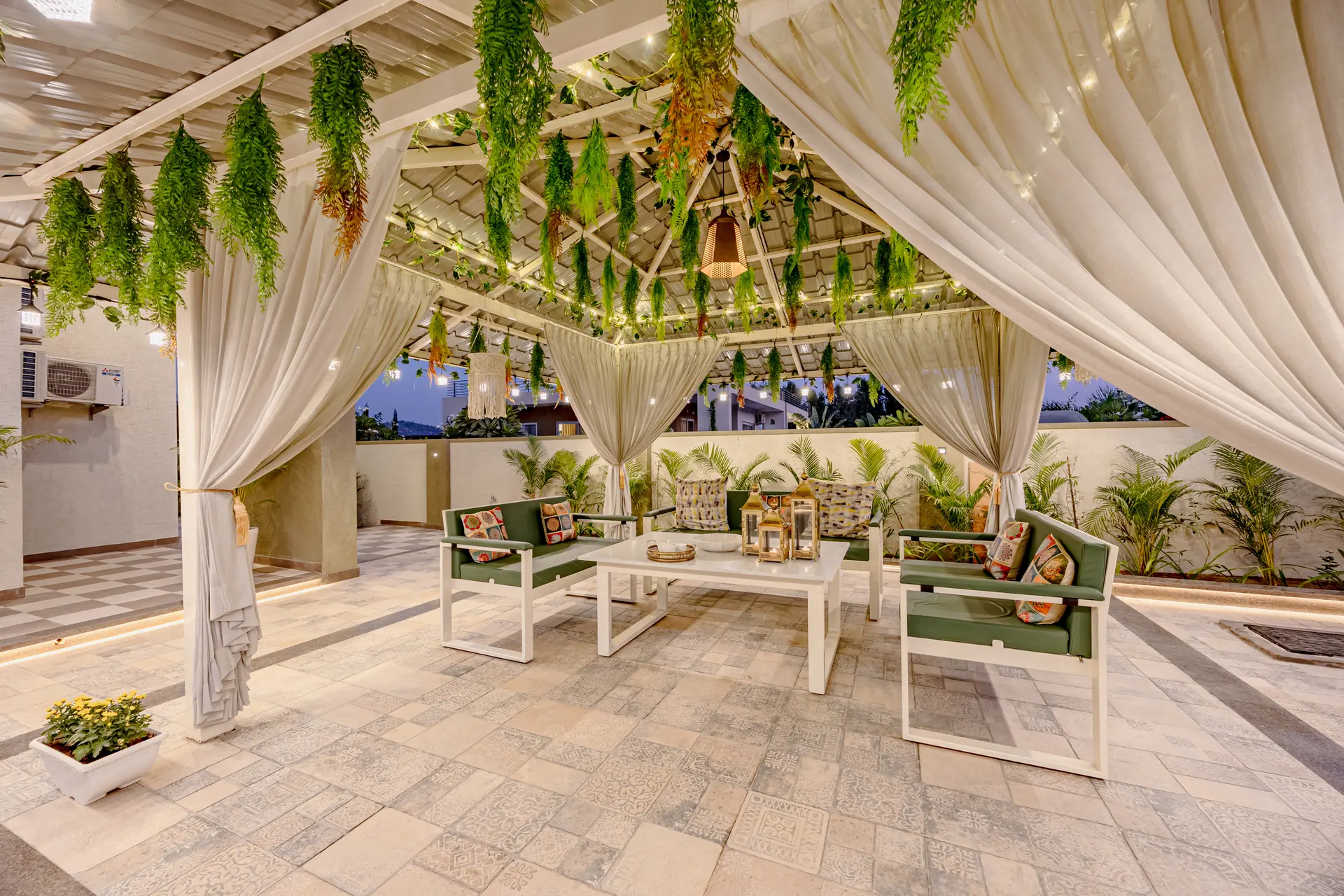 Heaven in Hills Mountara Villa, Udaipur - Garden gazebo