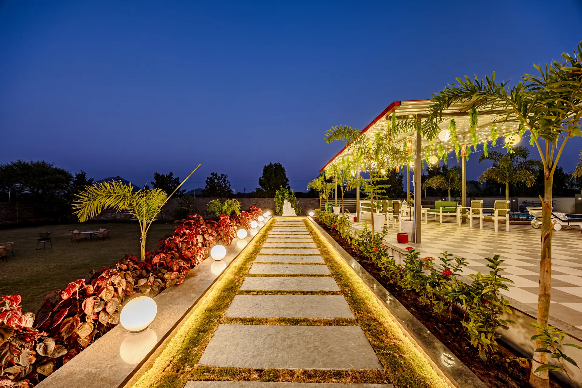 Heaven in Hills Mountara Villa, Udaipur - Poolside gazebo