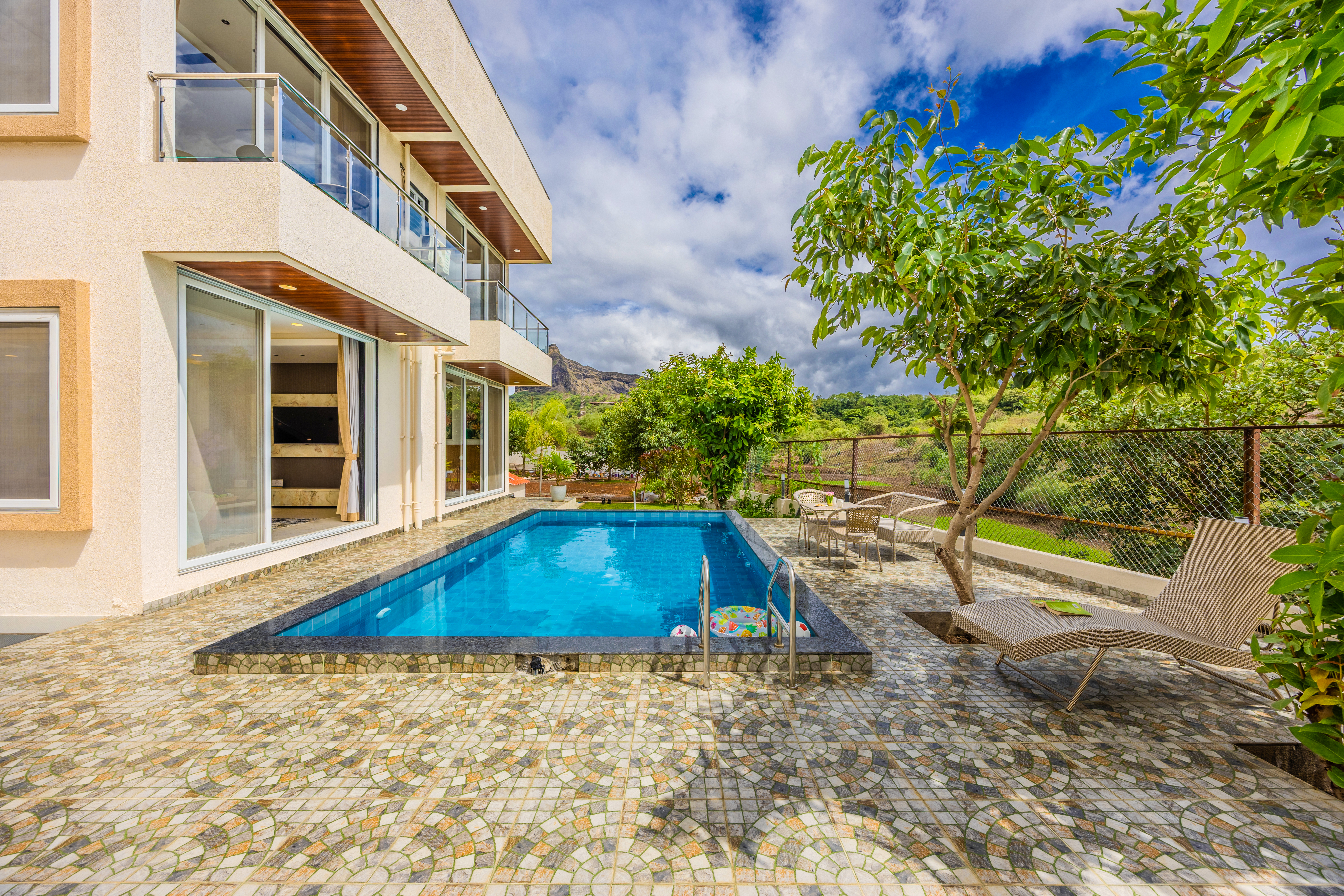 Private Pool