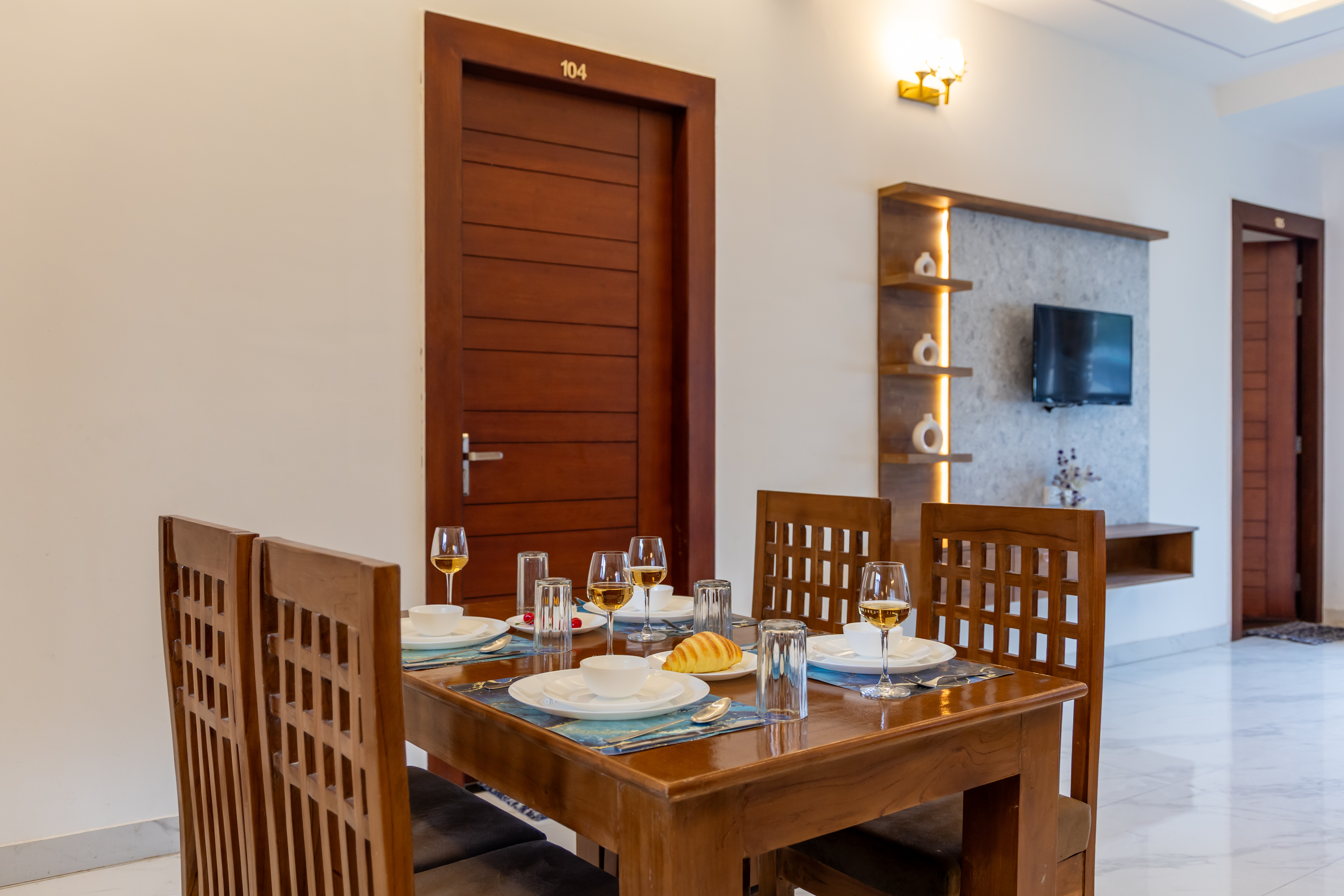 2 BHK Valley View Apartment With Balcony, Terrace & Garden - Bhowali — photo 10