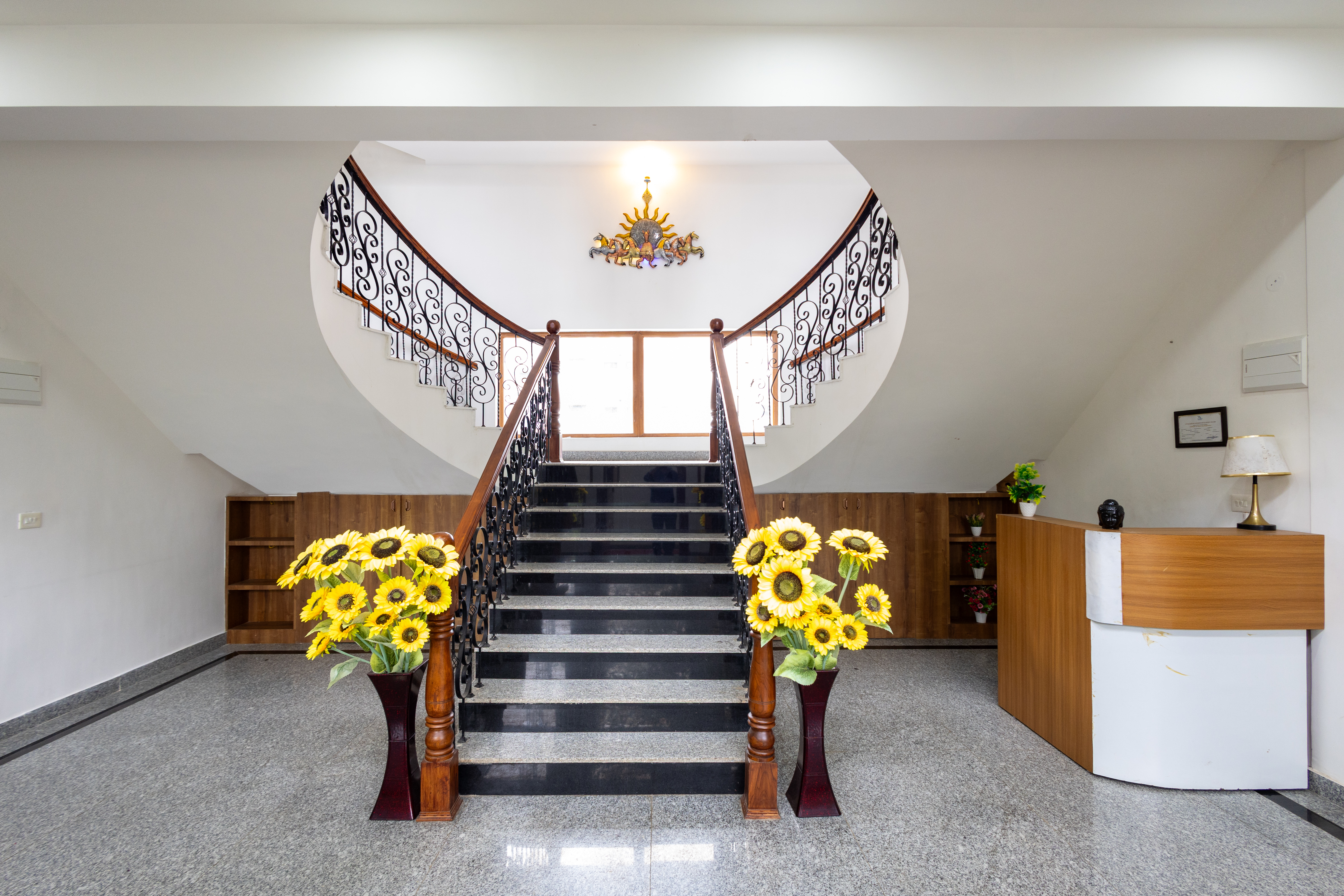 2 BHK Valley View Apartment With Balcony, Terrace & Garden - Bhowali — photo 23