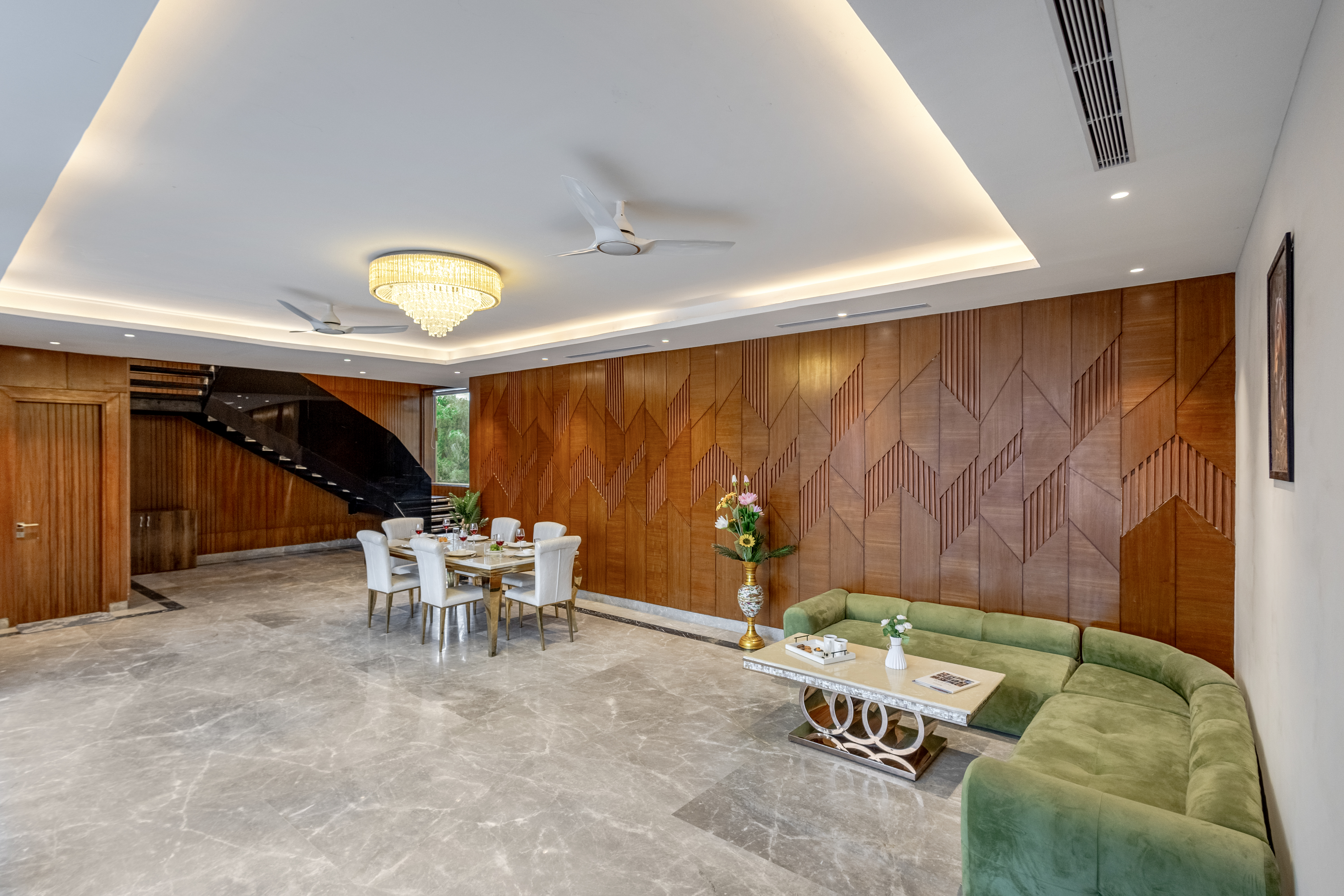 Pet- friendly modern house Inspired 3-BHK with Bar with lounge, Bathtub, Private Pool, Swimming pool, Terrace & Garden — photo 22