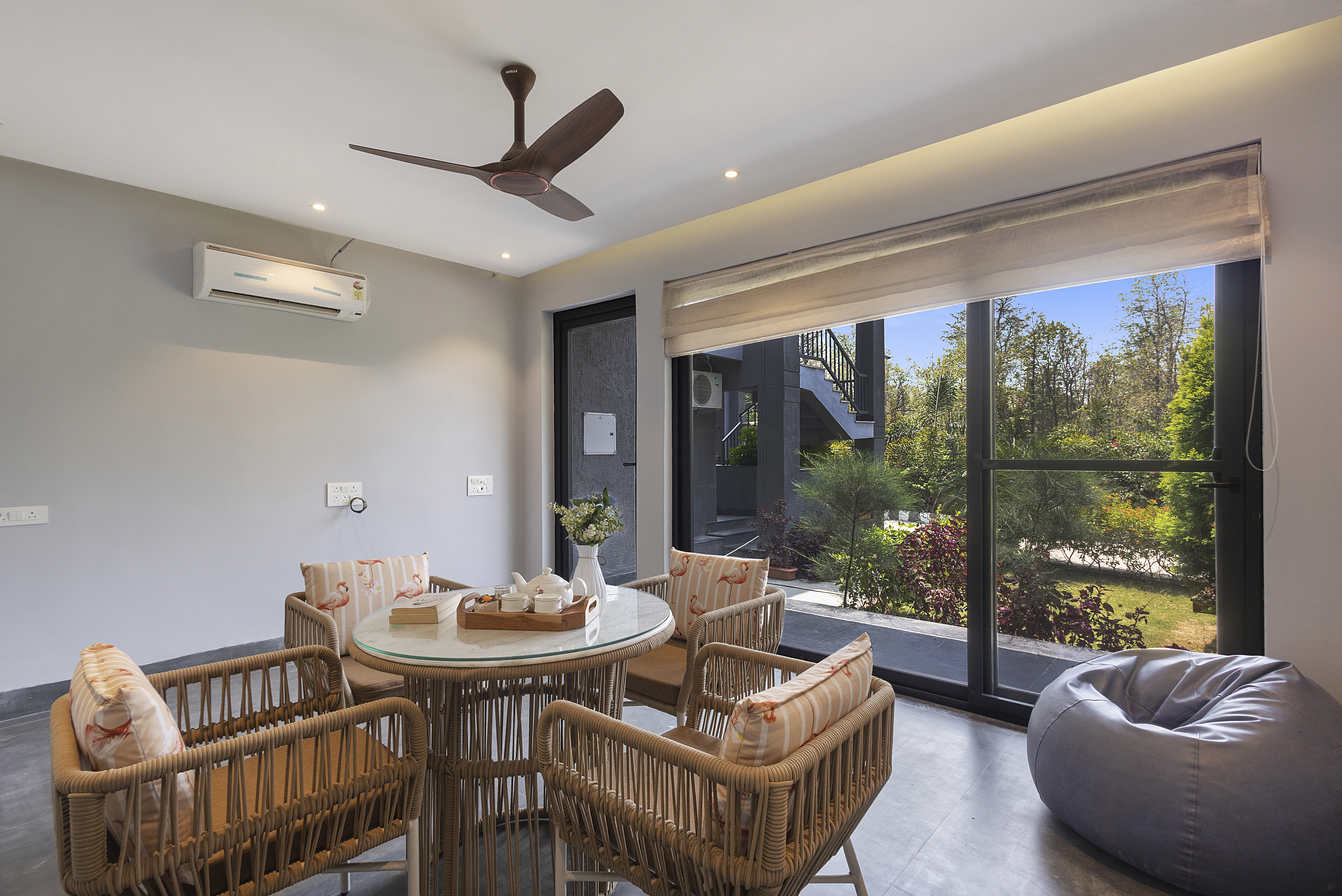 Common Lounge Area