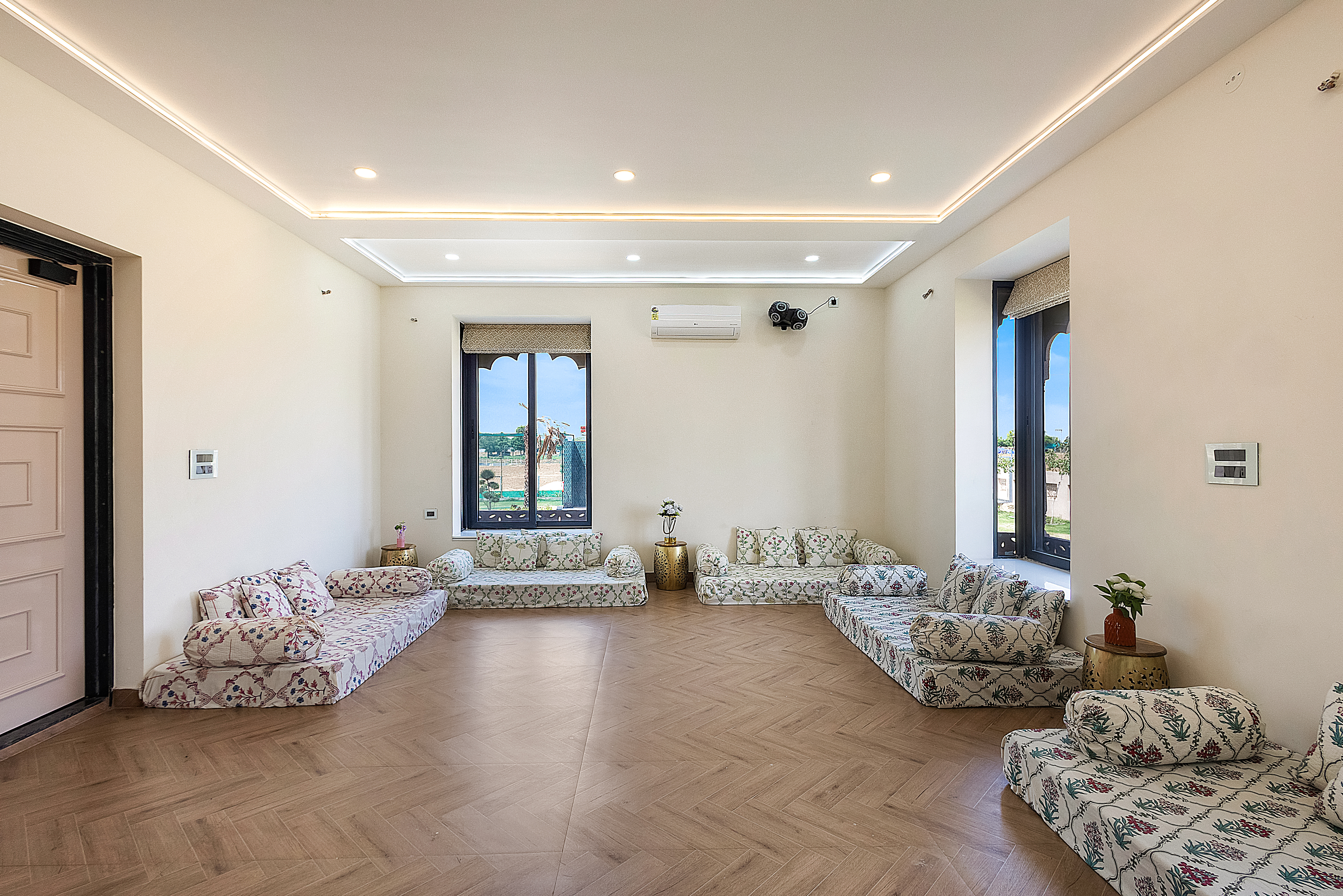 Lounge Area