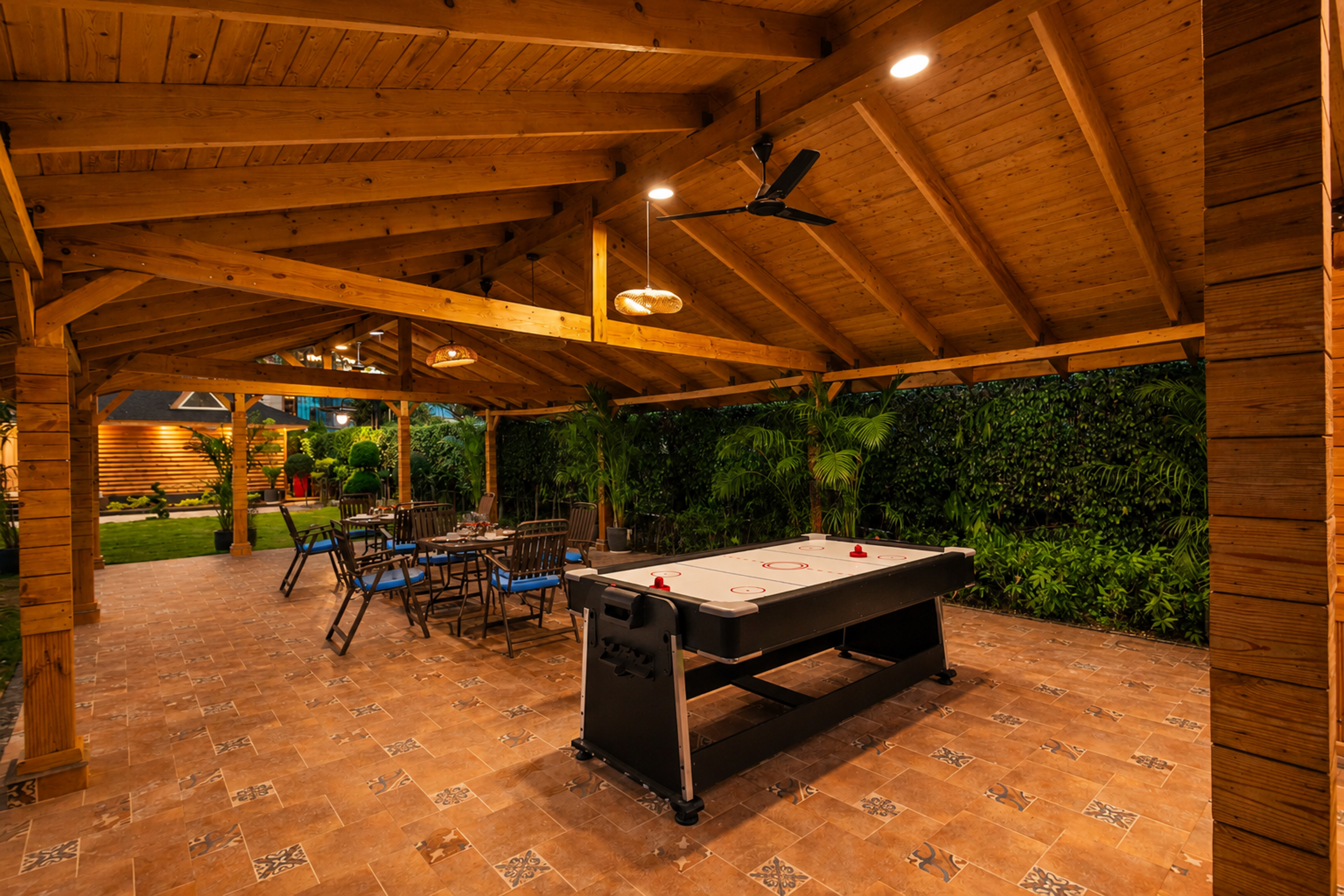 Pergola Lounge