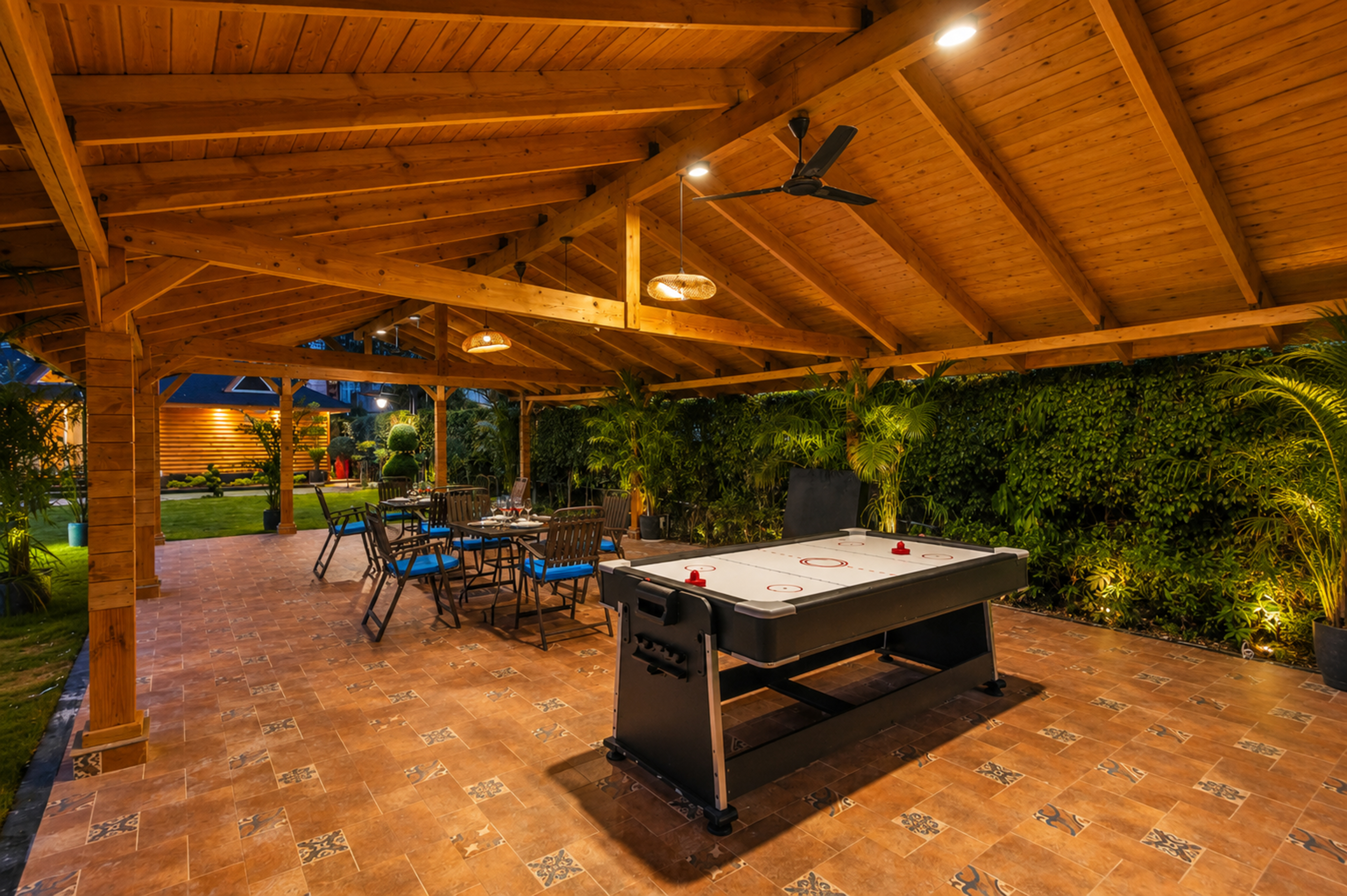 Pergola Lounge