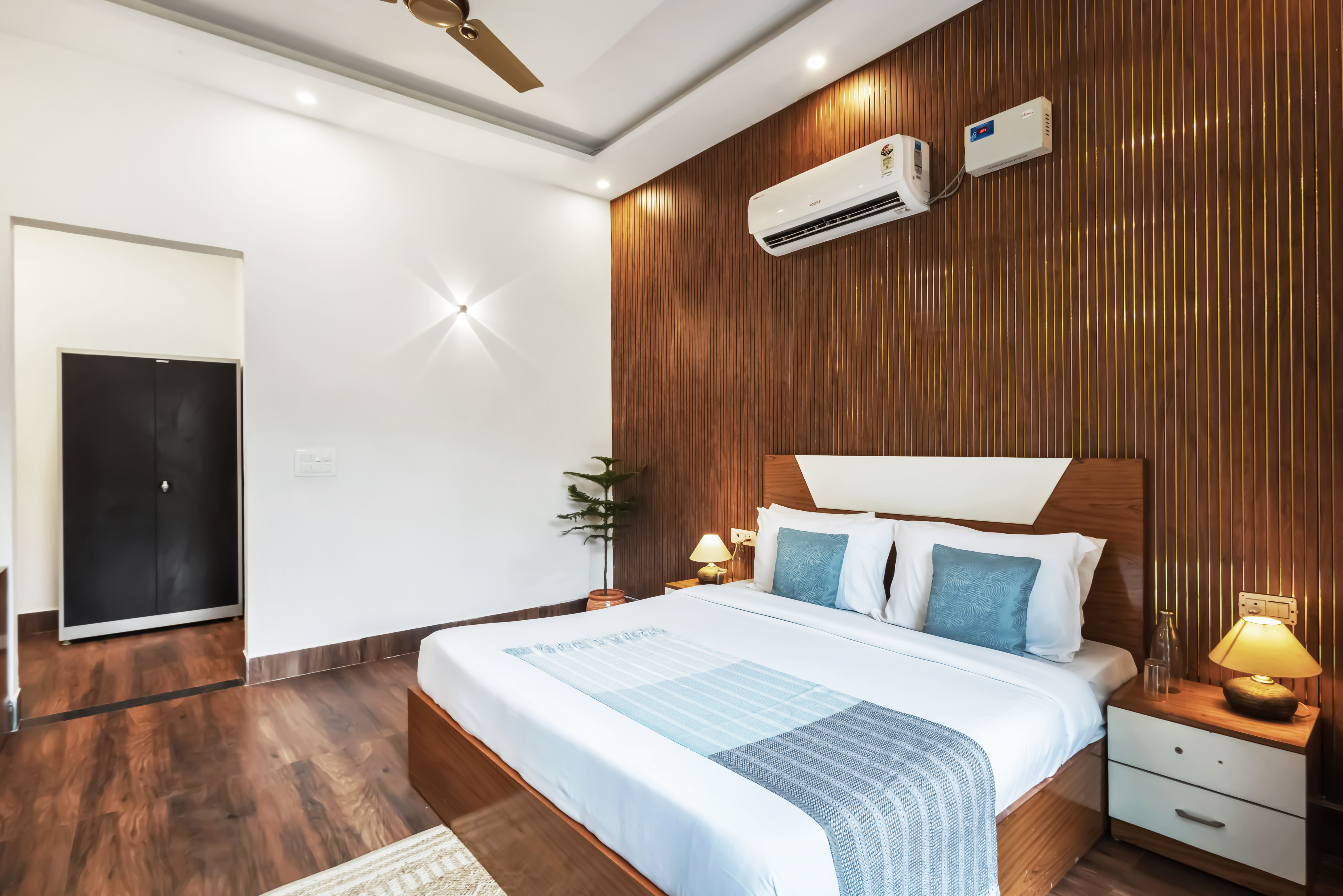 4 BHK Pet-Friendly Farmhouse With Private Pool, Landscaped Garden, Adventure Zone & Alfresco Dining — photo 15