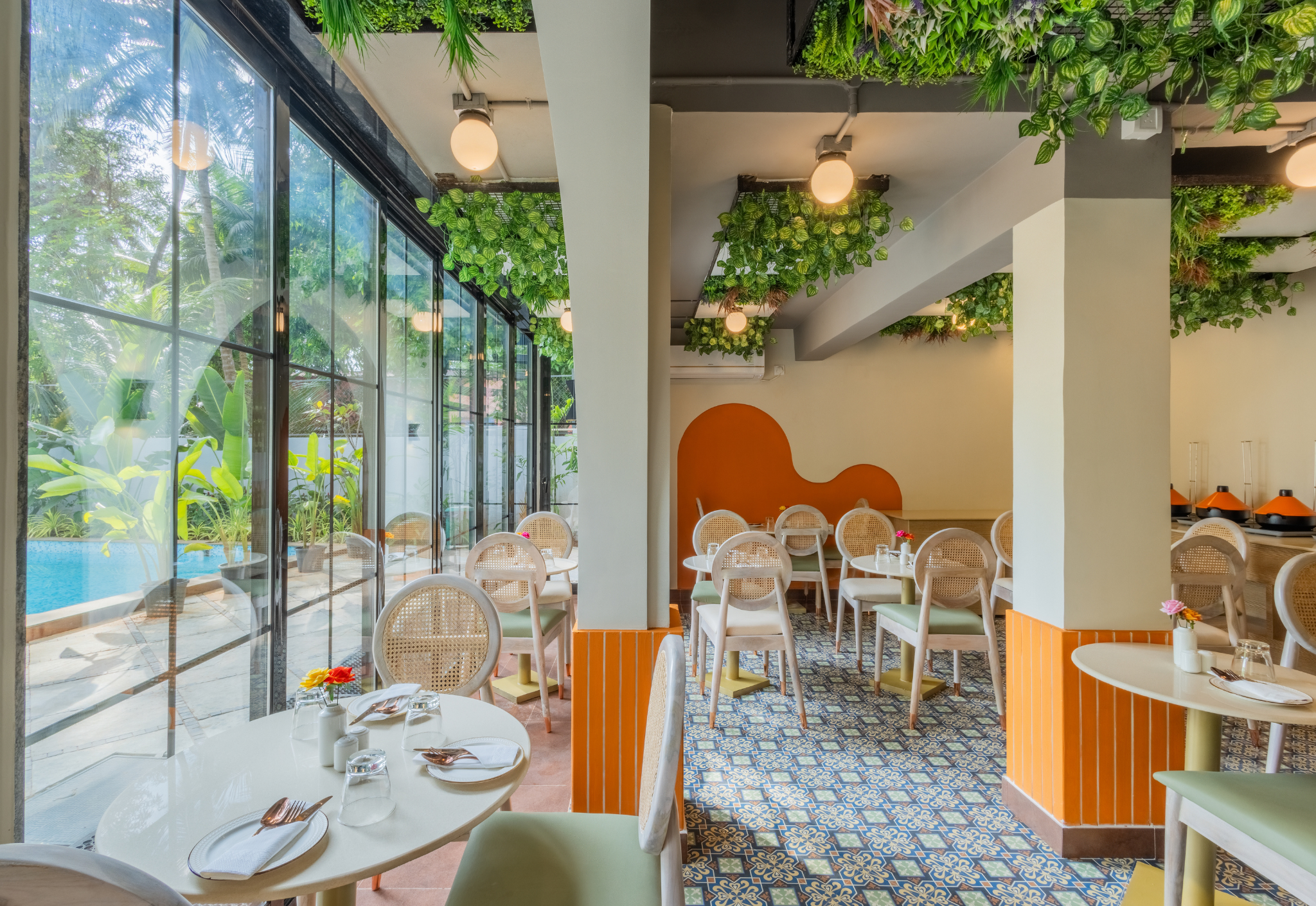 Common Dining/Restaurant