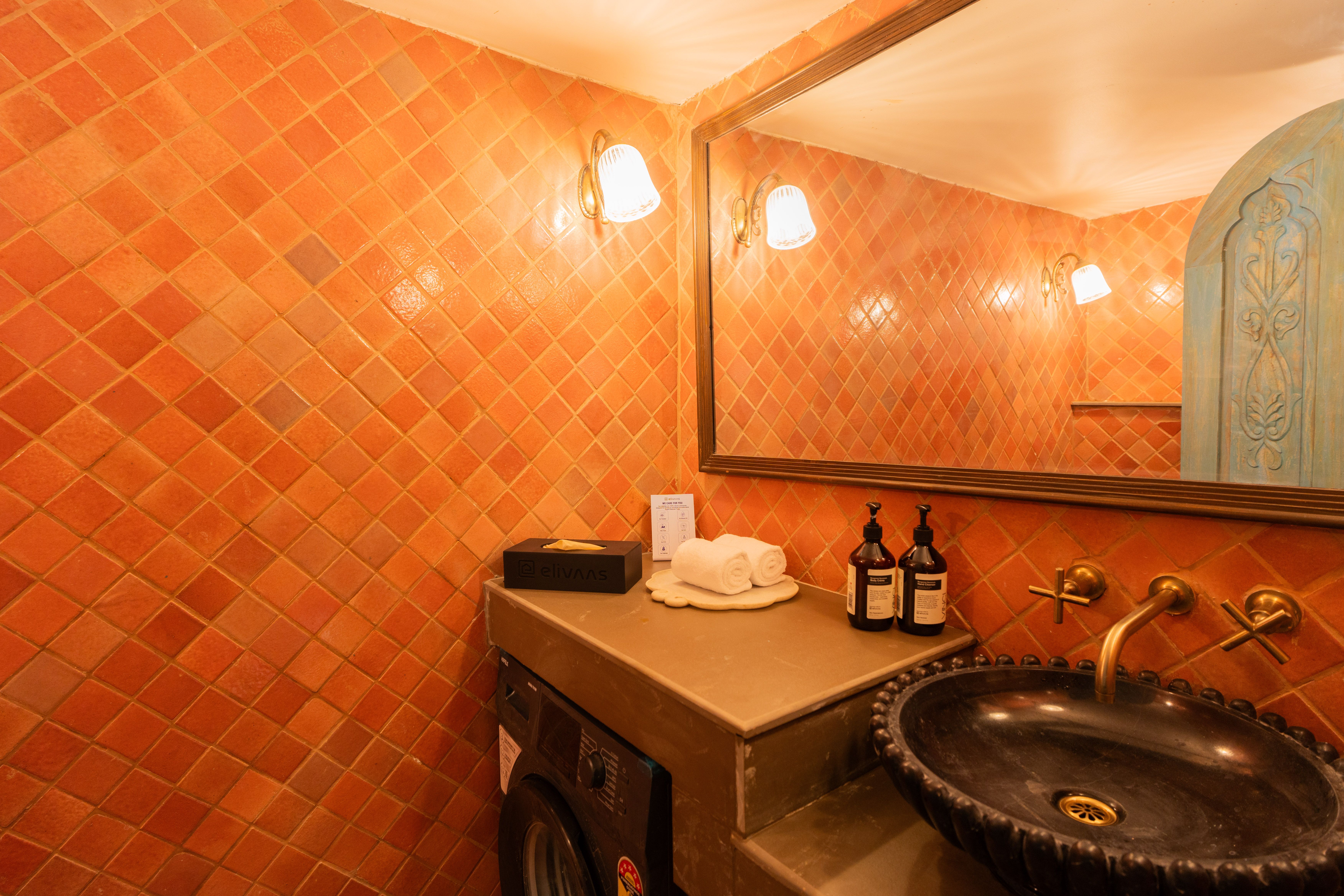 Amayah Tattva, North Goa, Bathroom