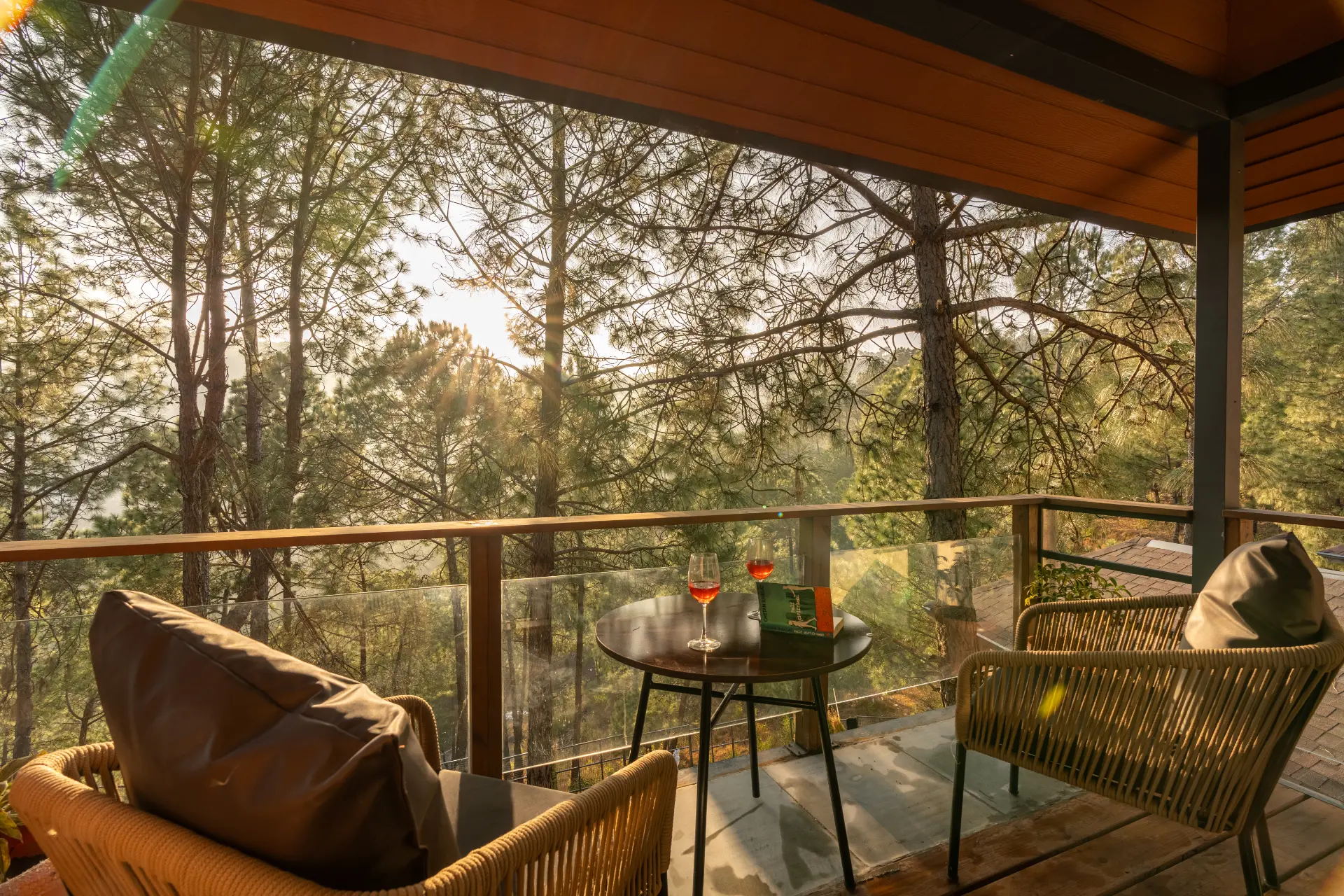 Sirmour Baag Rose, Kasauli - Balcony