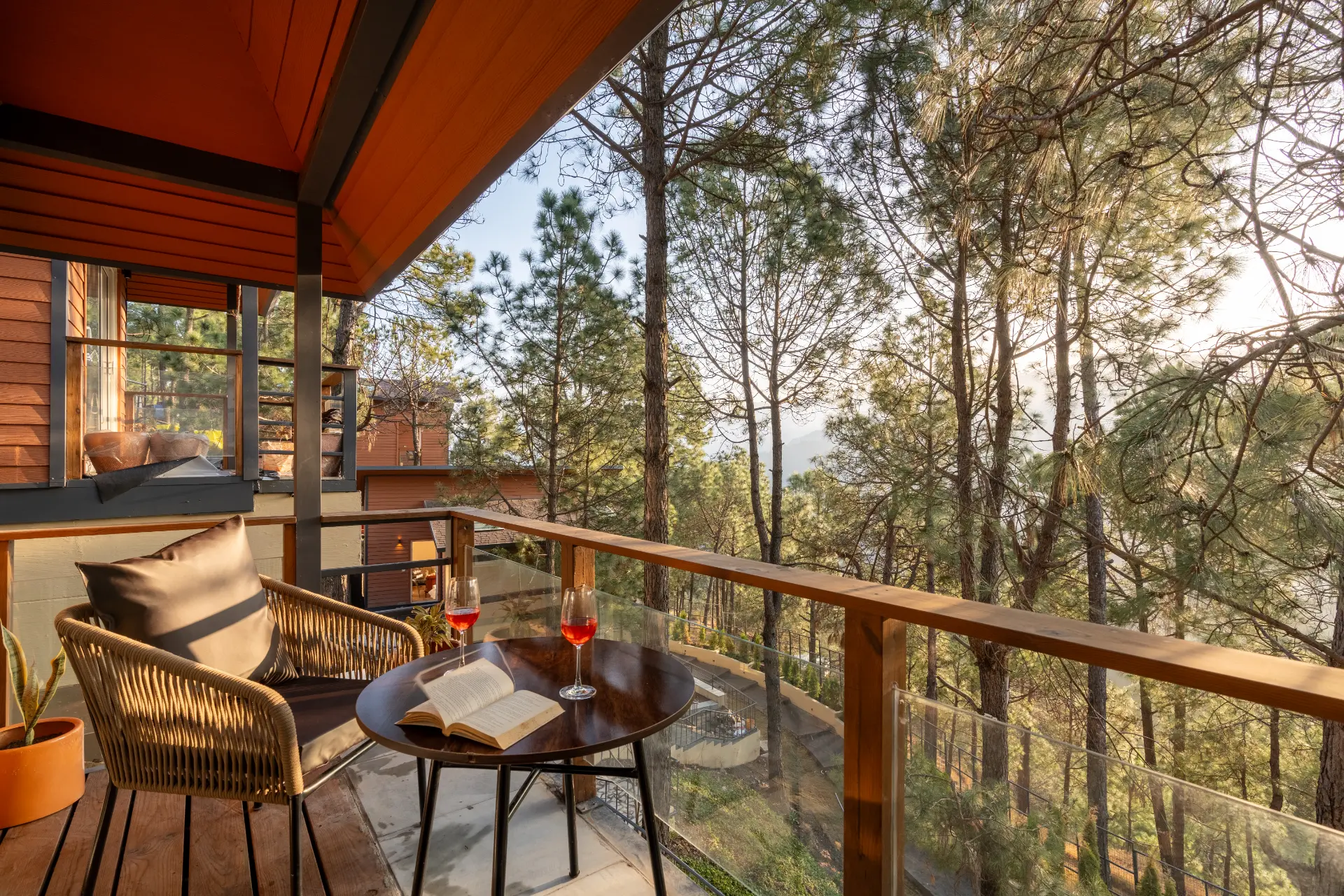 Sirmour Baag Rose, Kasauli - Balcony