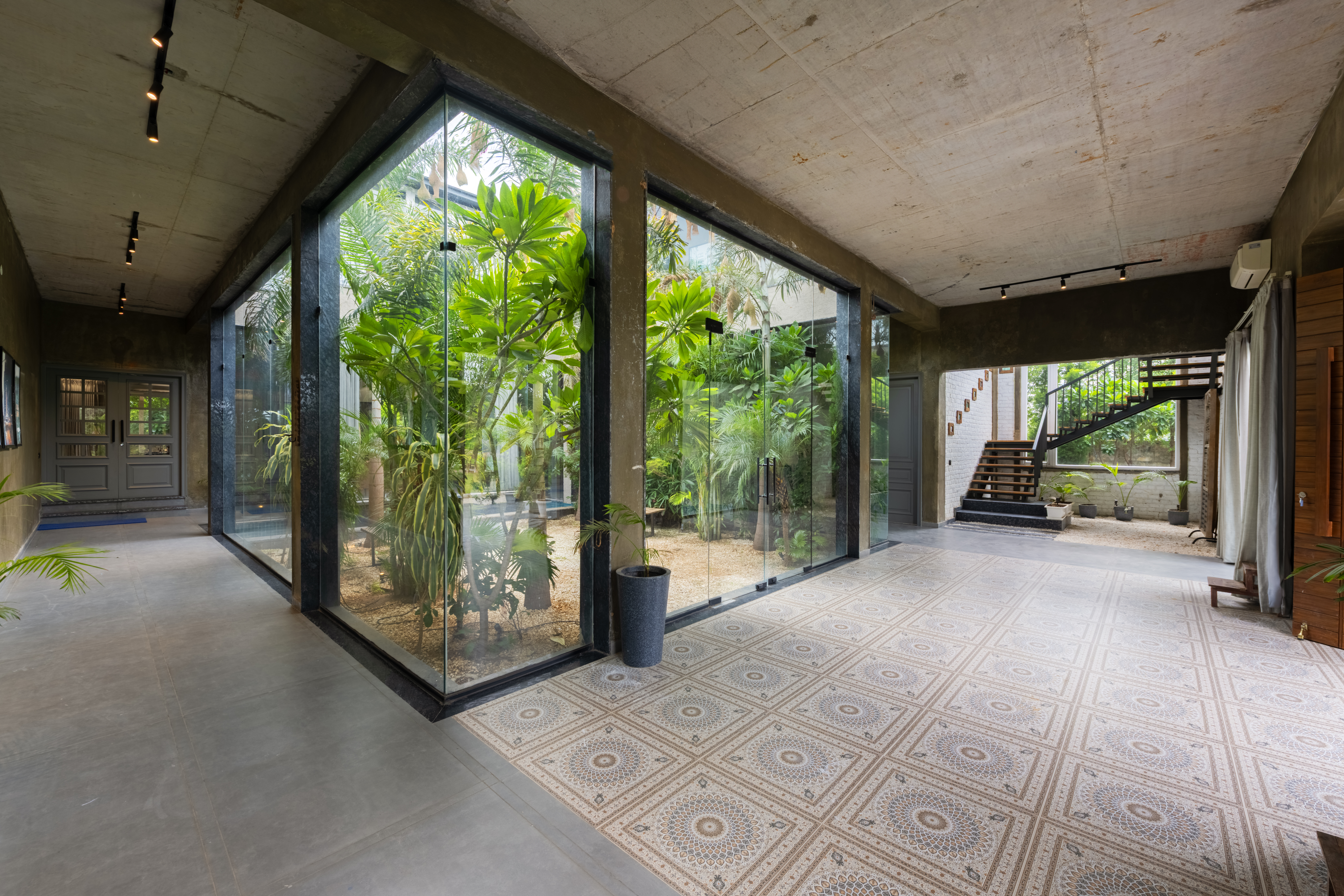 5-BHK Forest-View Villa with Private Pool, Gazebo, Indoor Games Lounge, Bonfire Area, Terrace & Garden — photo 37
