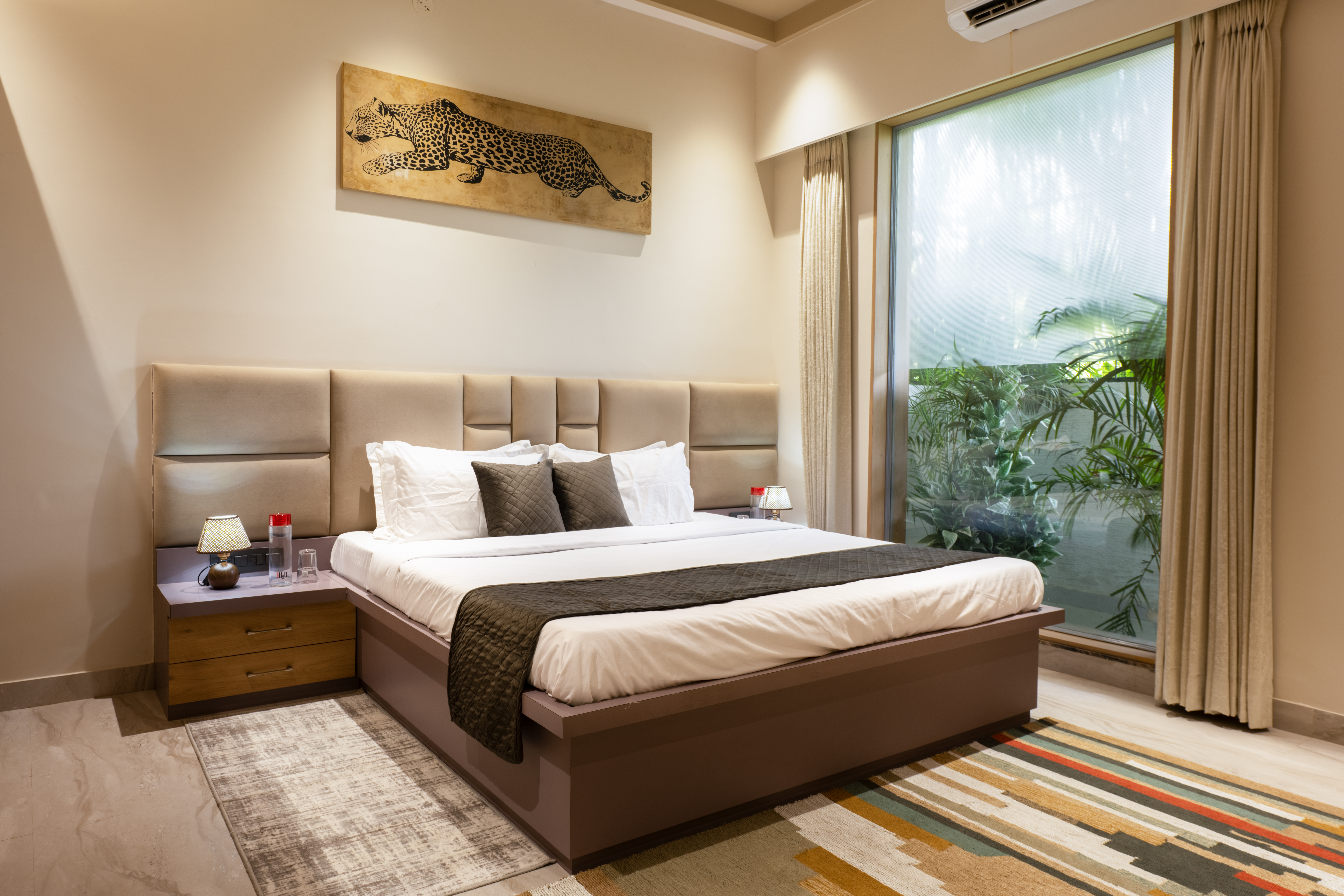 3 BHK Villa With Private Pool, Sprawling Lawn, Poolside Deck & Outdoor Movie Screen — photo 12