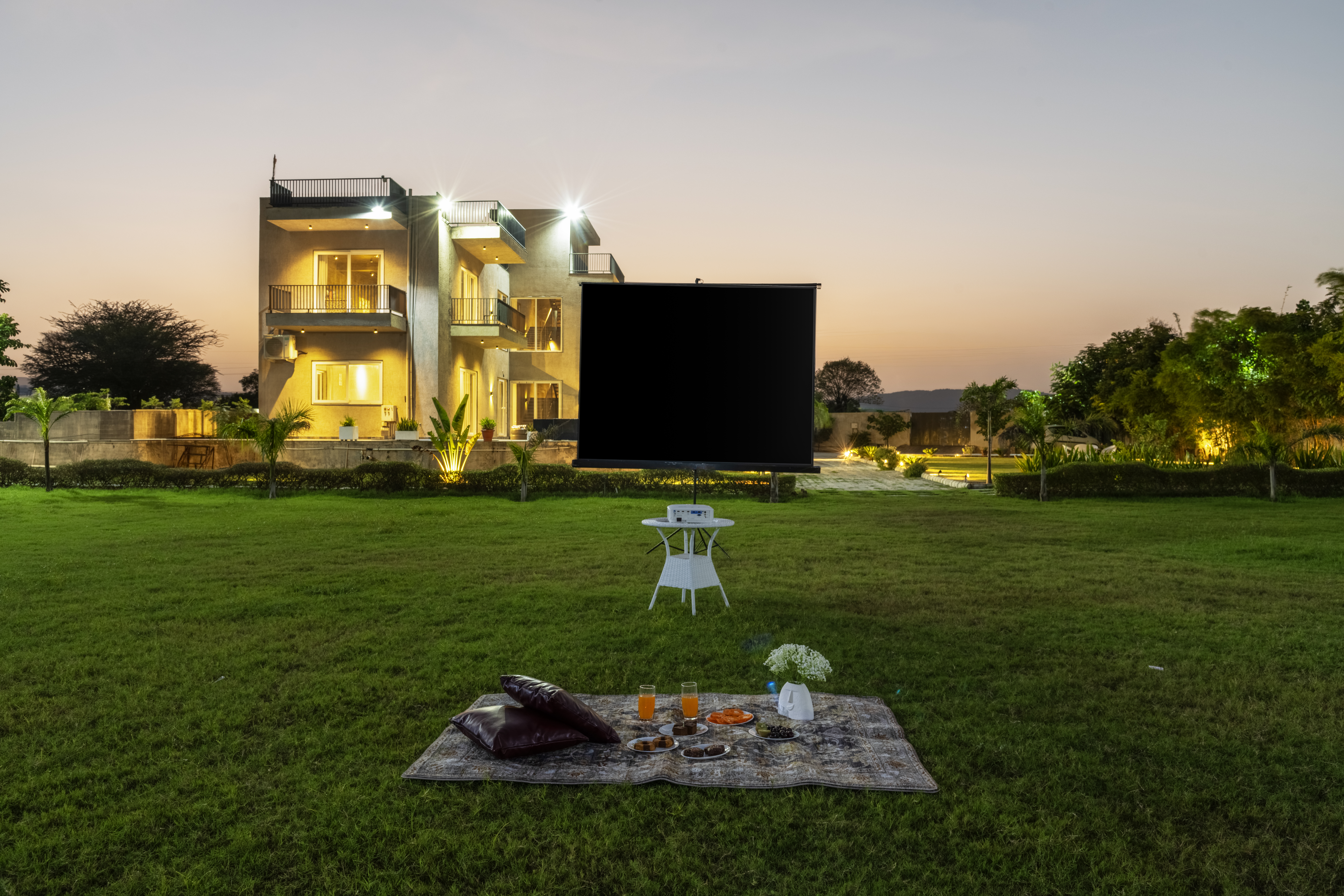 3 BHK Villa With Private Pool, Bonfire Deck, Party Hall & Landscaped Garden — photo 31