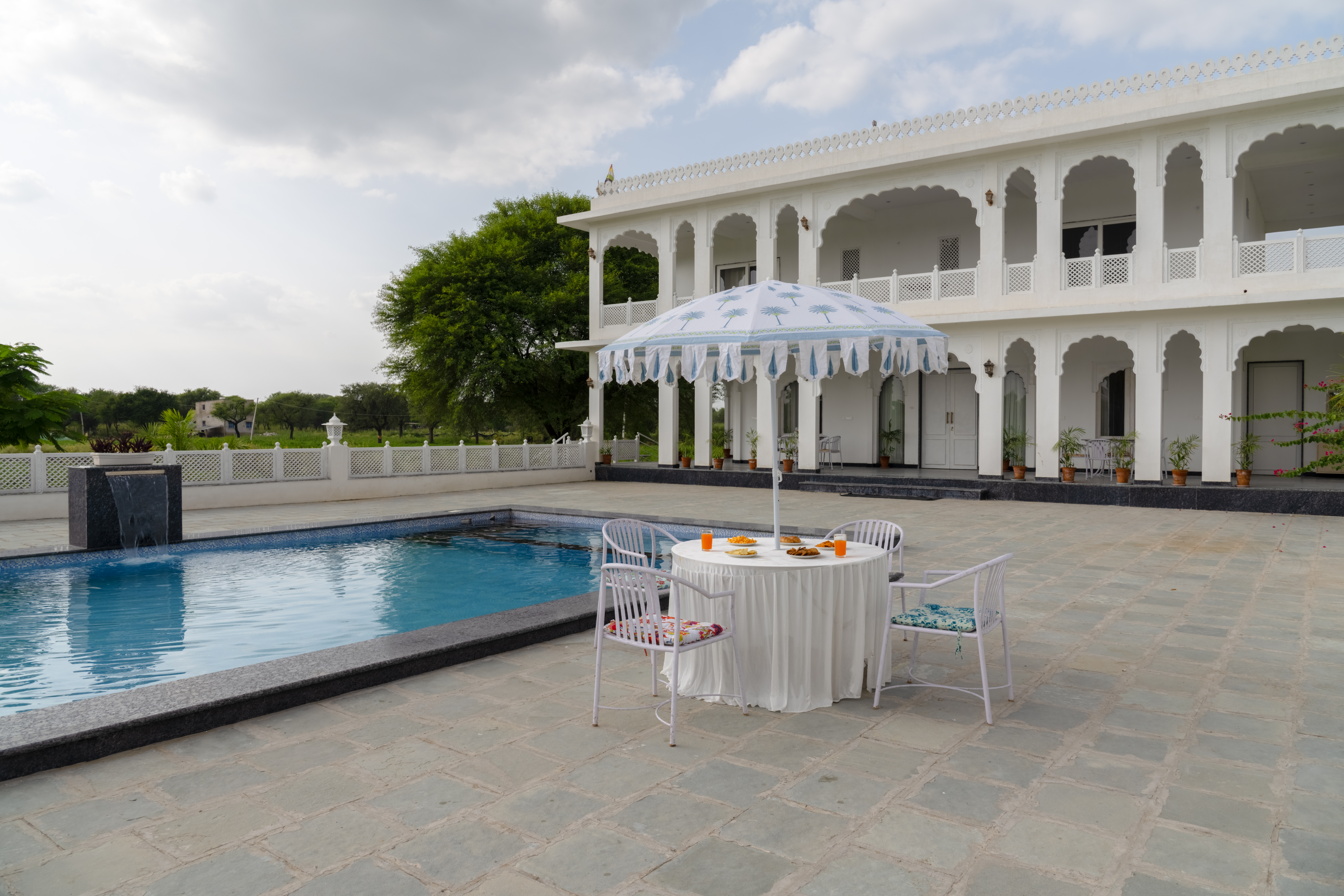 Heritage-Style 6-BHK Retreat With Private Swimming Pool, Gazebo & Landscaped Garden — photo 26