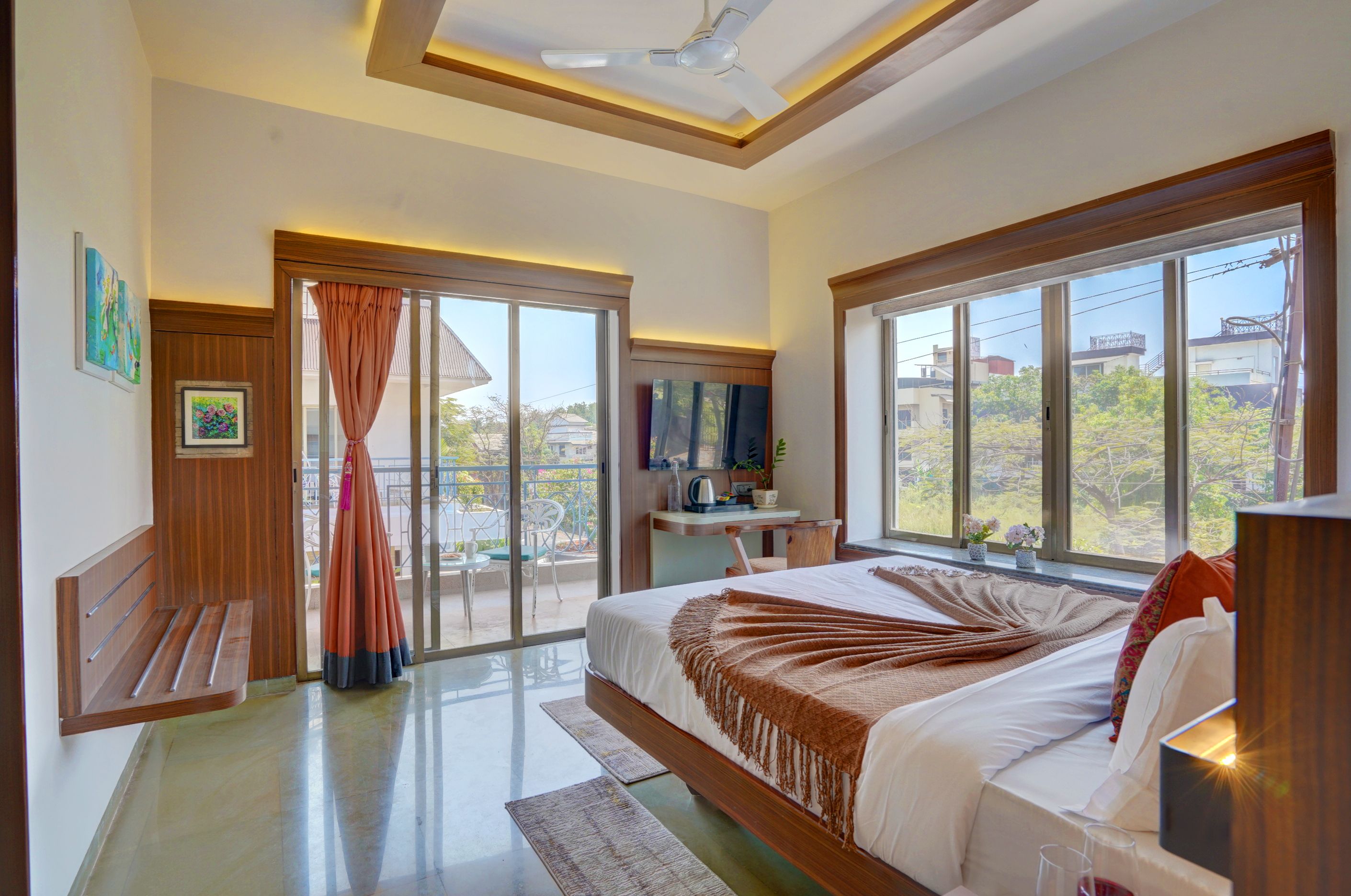 Adarsh Villa 1, Lonavala, Bedroom 1