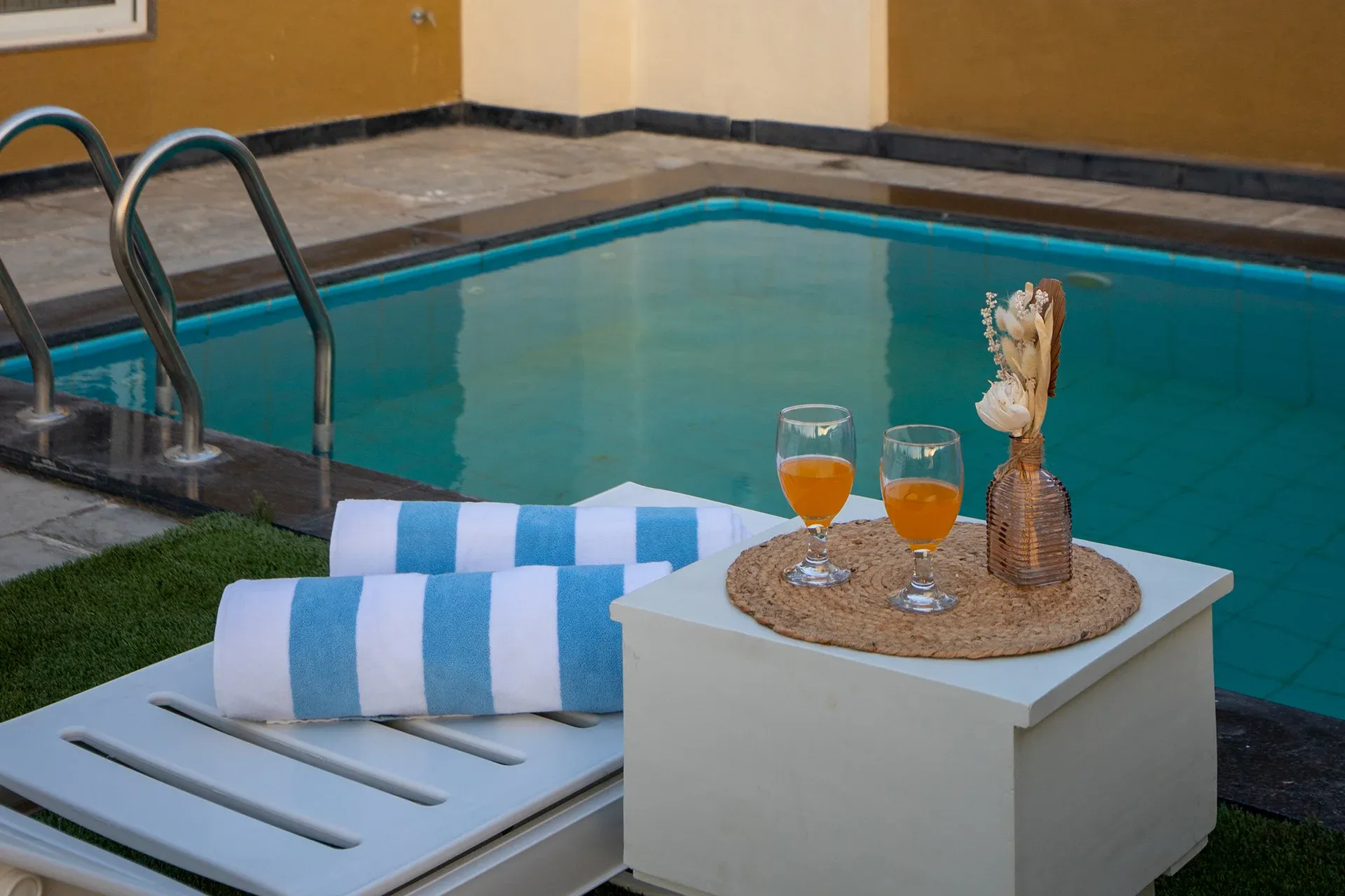 Heaven in Hills Kahili Villa, Udaipur - Pool area