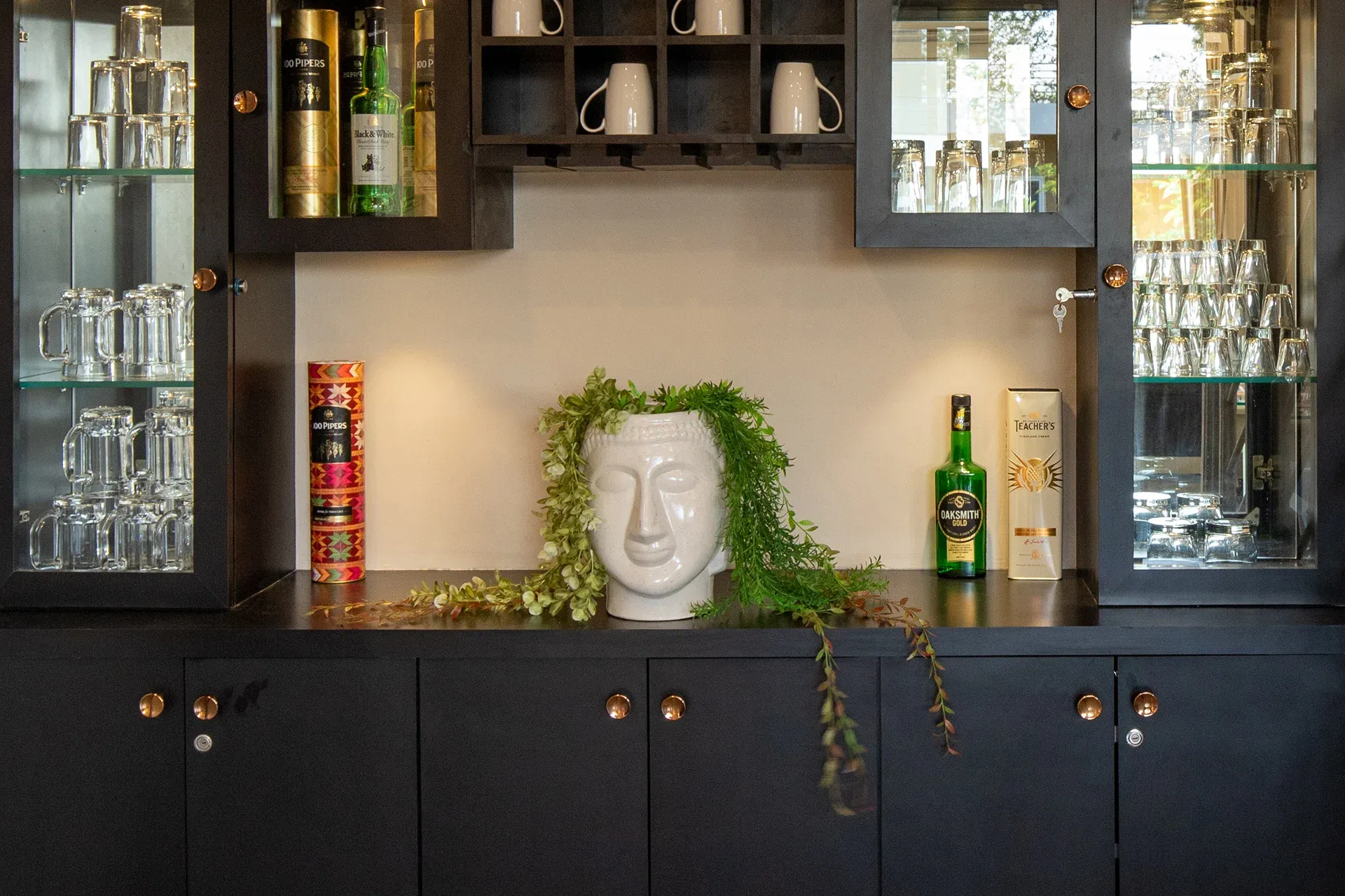 Heaven in Hills Kahili Villa, Udaipur - Table