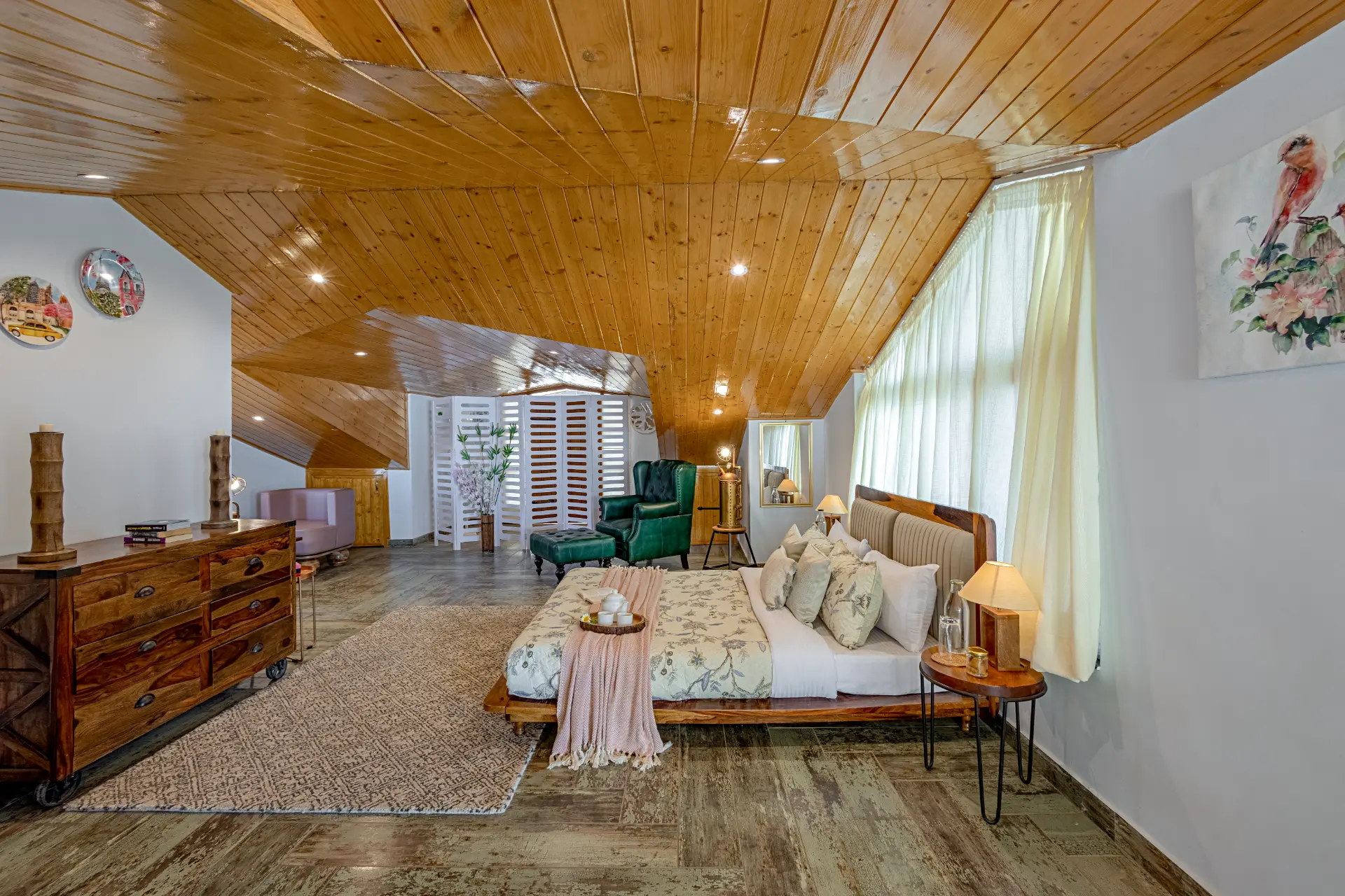Alpenglow Villa, Kasauli - Bedroom