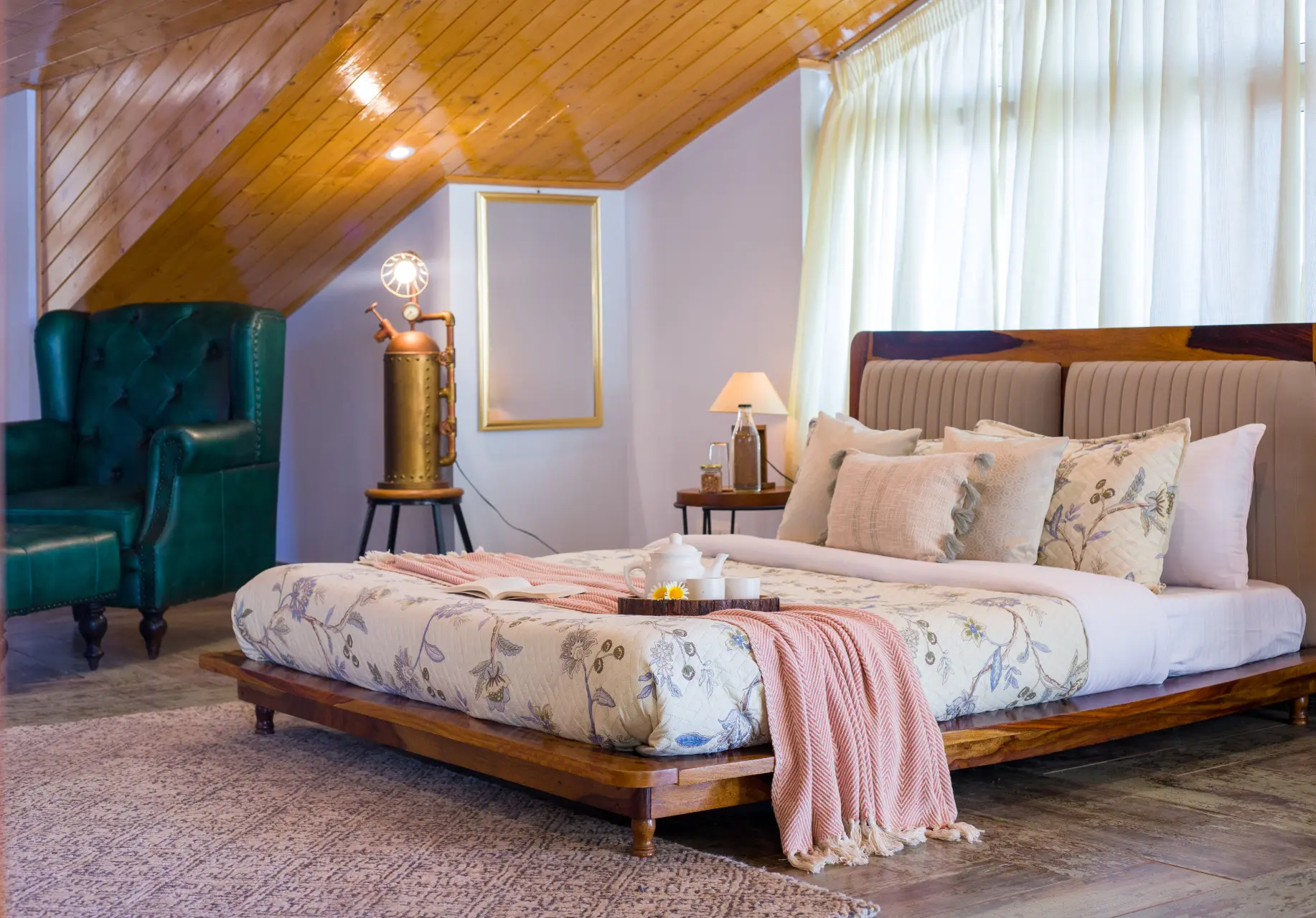 Alpenglow Villa, Kasauli - Bedroom