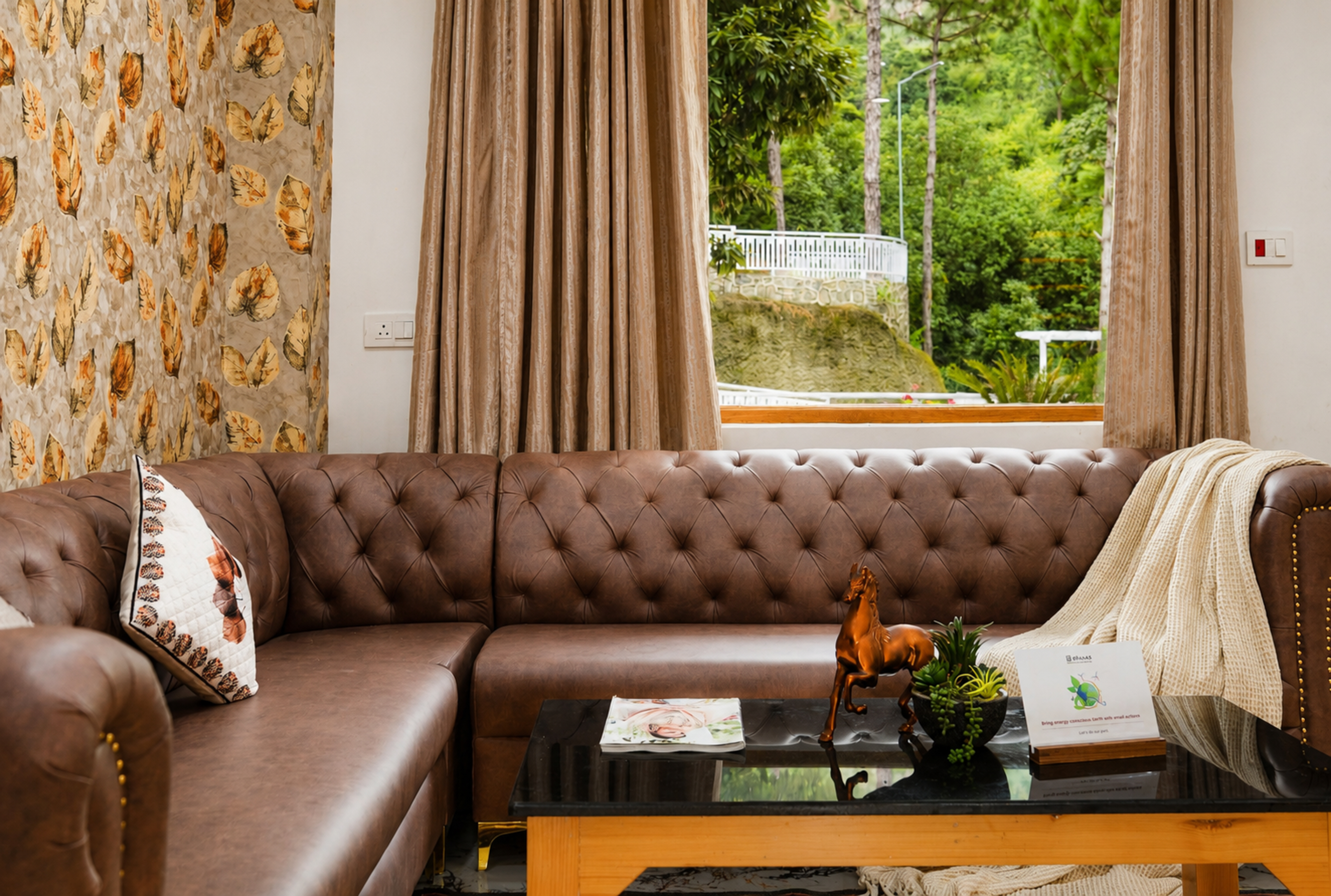Pet-Friendly 2 BHK Apartment with Attic, Valley Views & Pool Table — photo 35