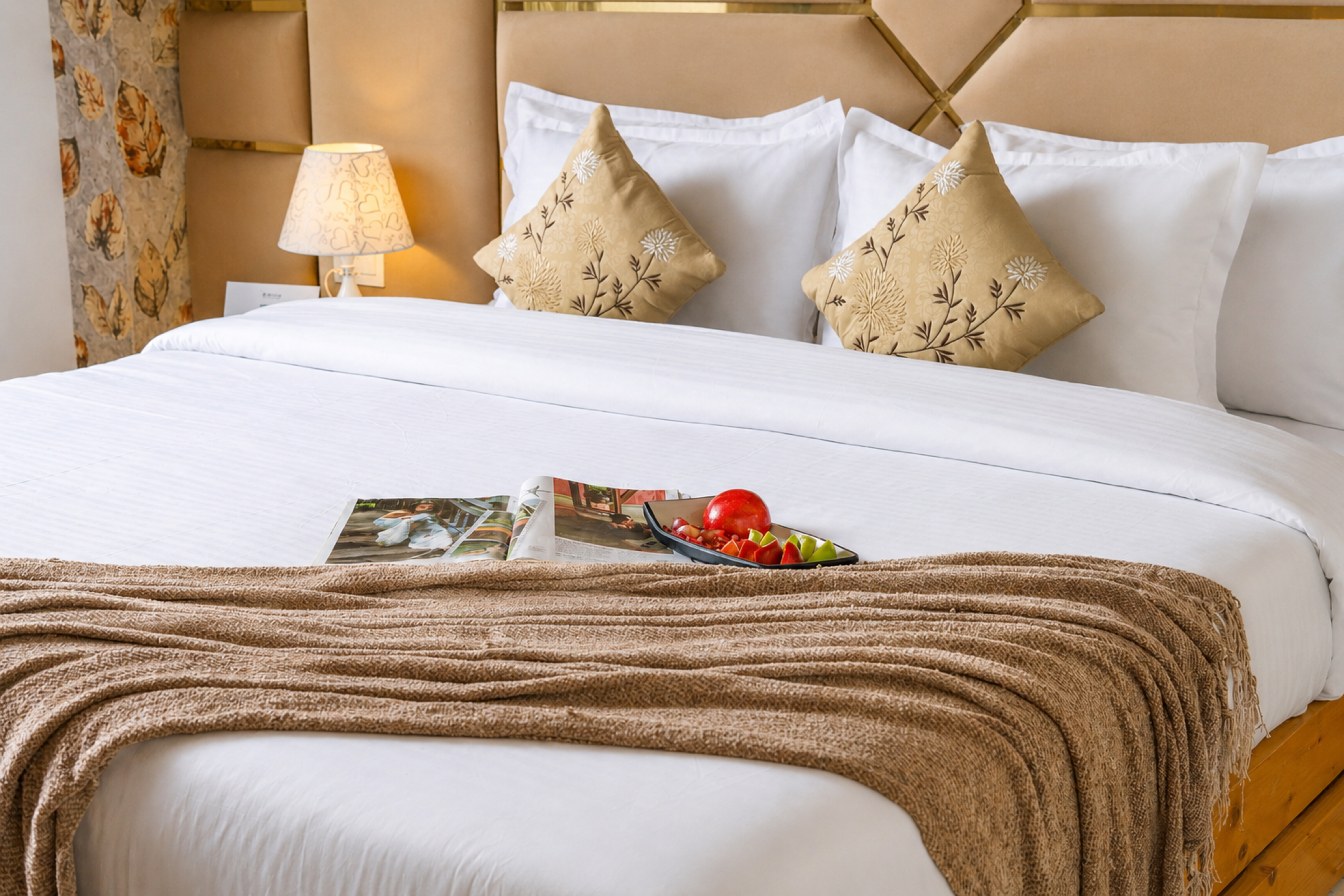 Pet-Friendly 2 BHK Apartment with Attic, Valley Views & Pool Table — photo 18