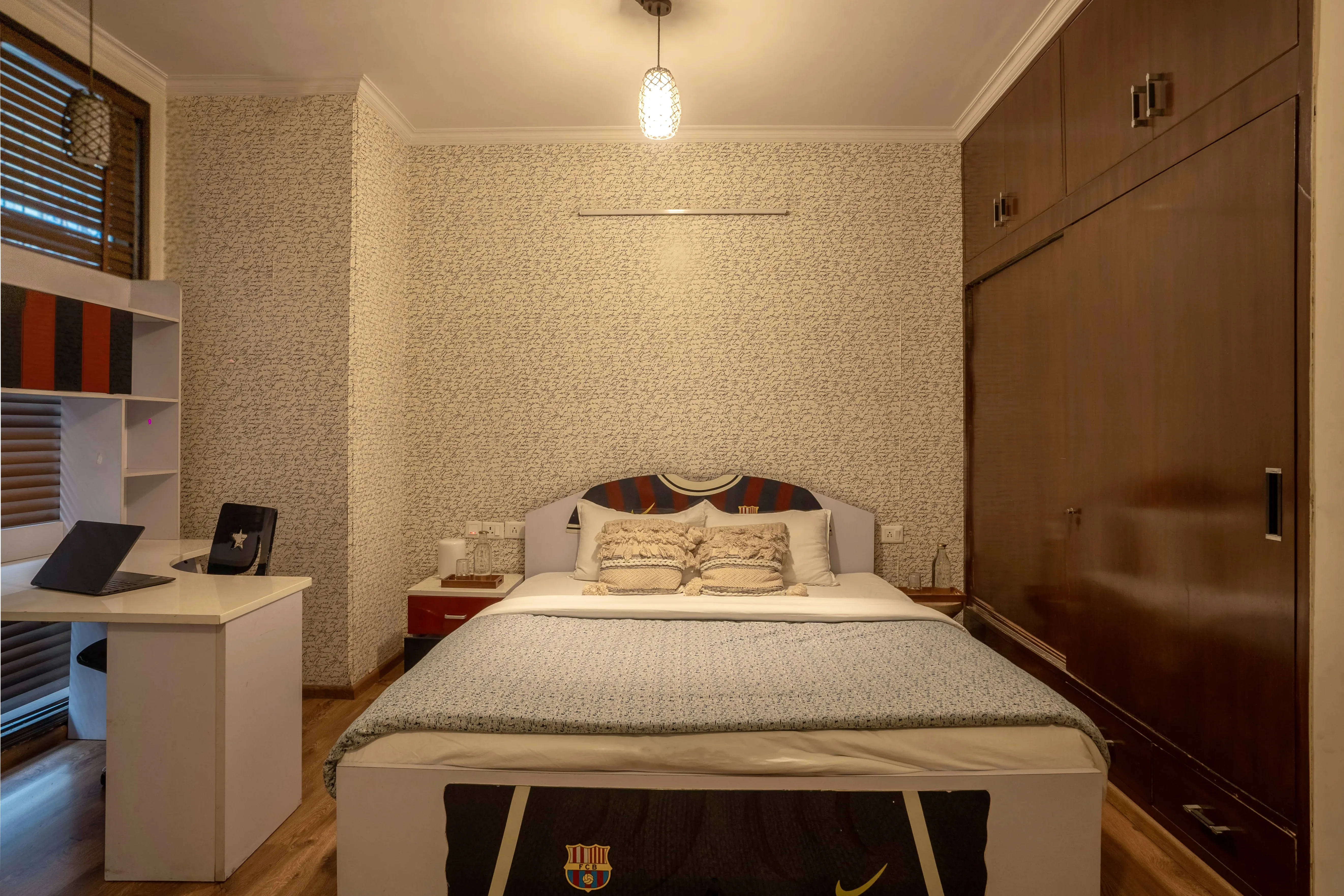 Aravali Woods Villa, Delhi NCR - Bedroom