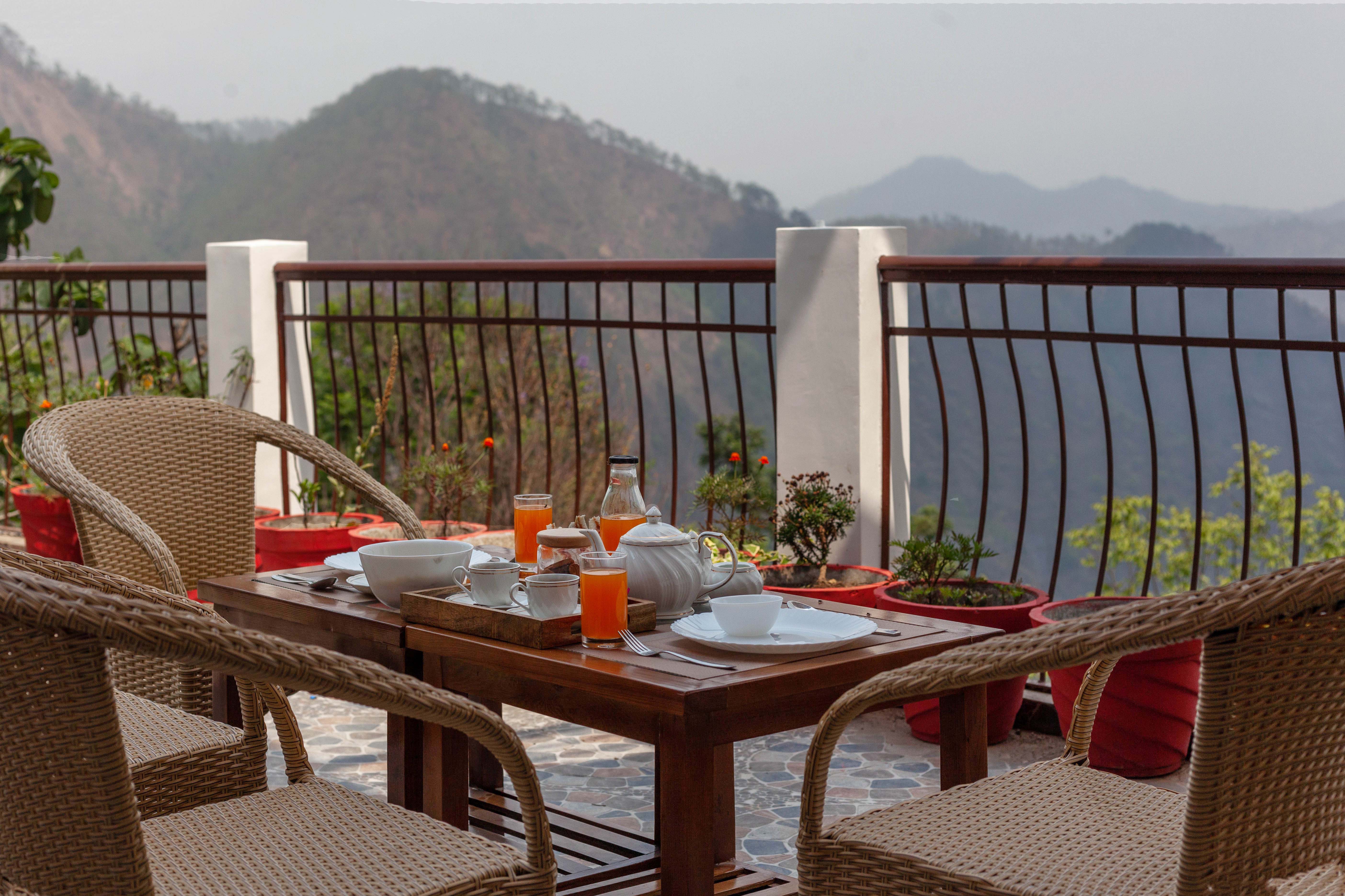 1 Bedroom | Outdoor Sitting Area | Hill Views | Pet friendly — photo 13