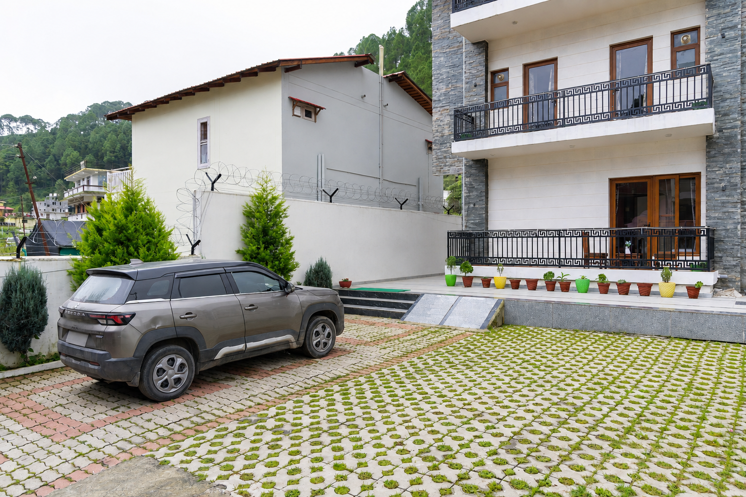2 BHK Valley View Apartment With Balcony, Terrace & Garden - Bhowali — photo 27