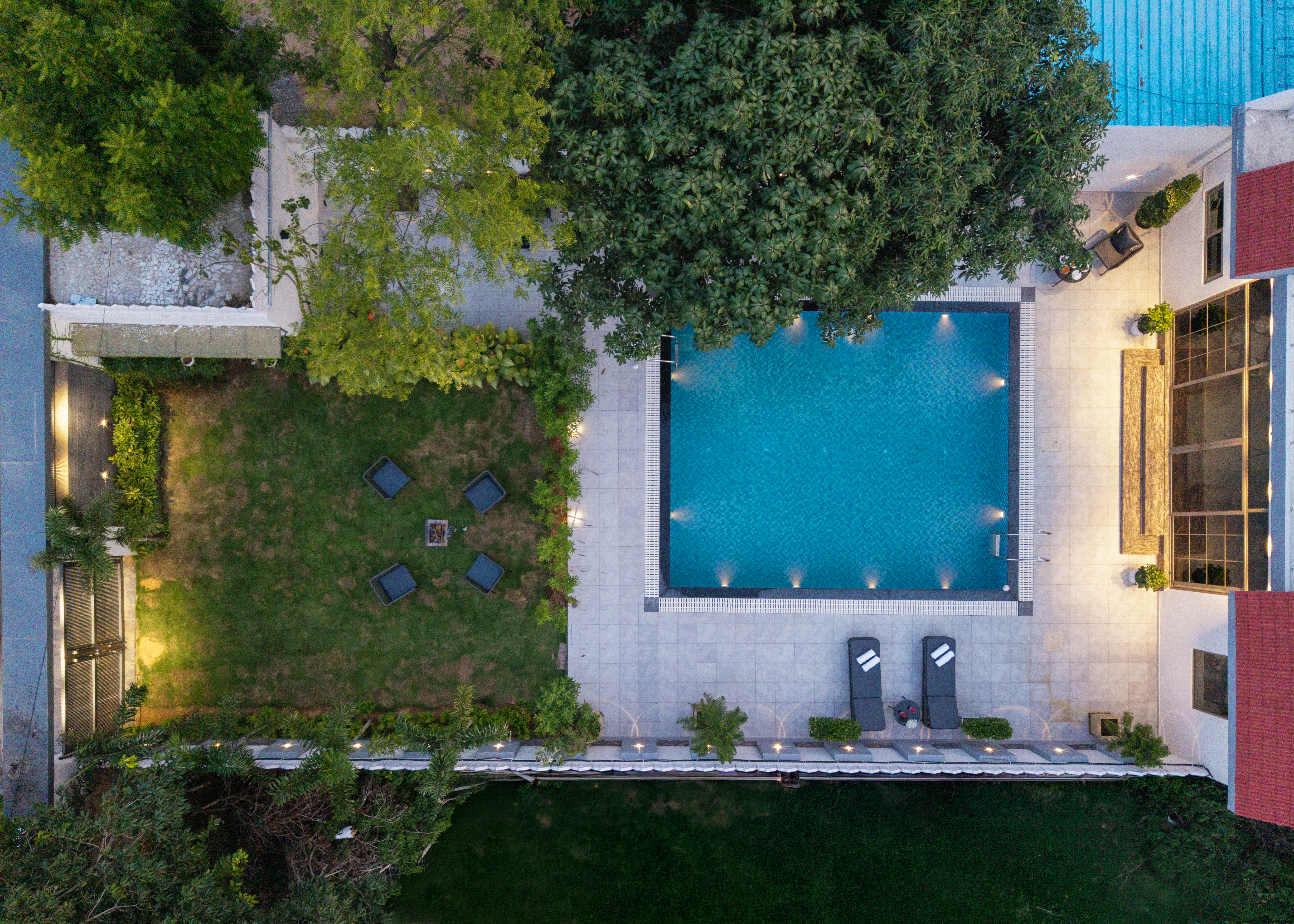 3 BHK Villa With Private Pool, Sprawling Lawn, Poolside Deck & Outdoor Movie Screen — photo 22